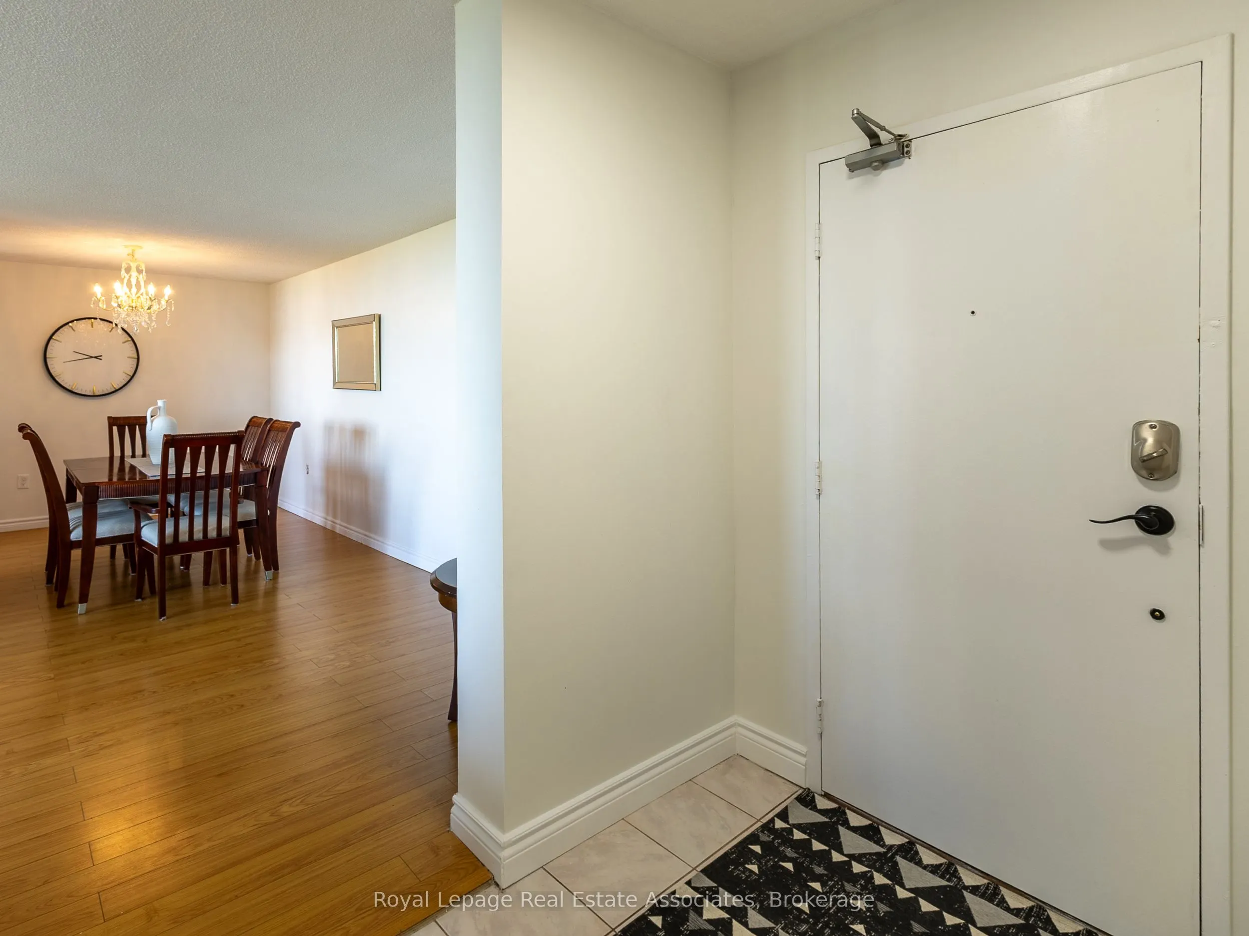 17 Knightsbridge Road, #1205