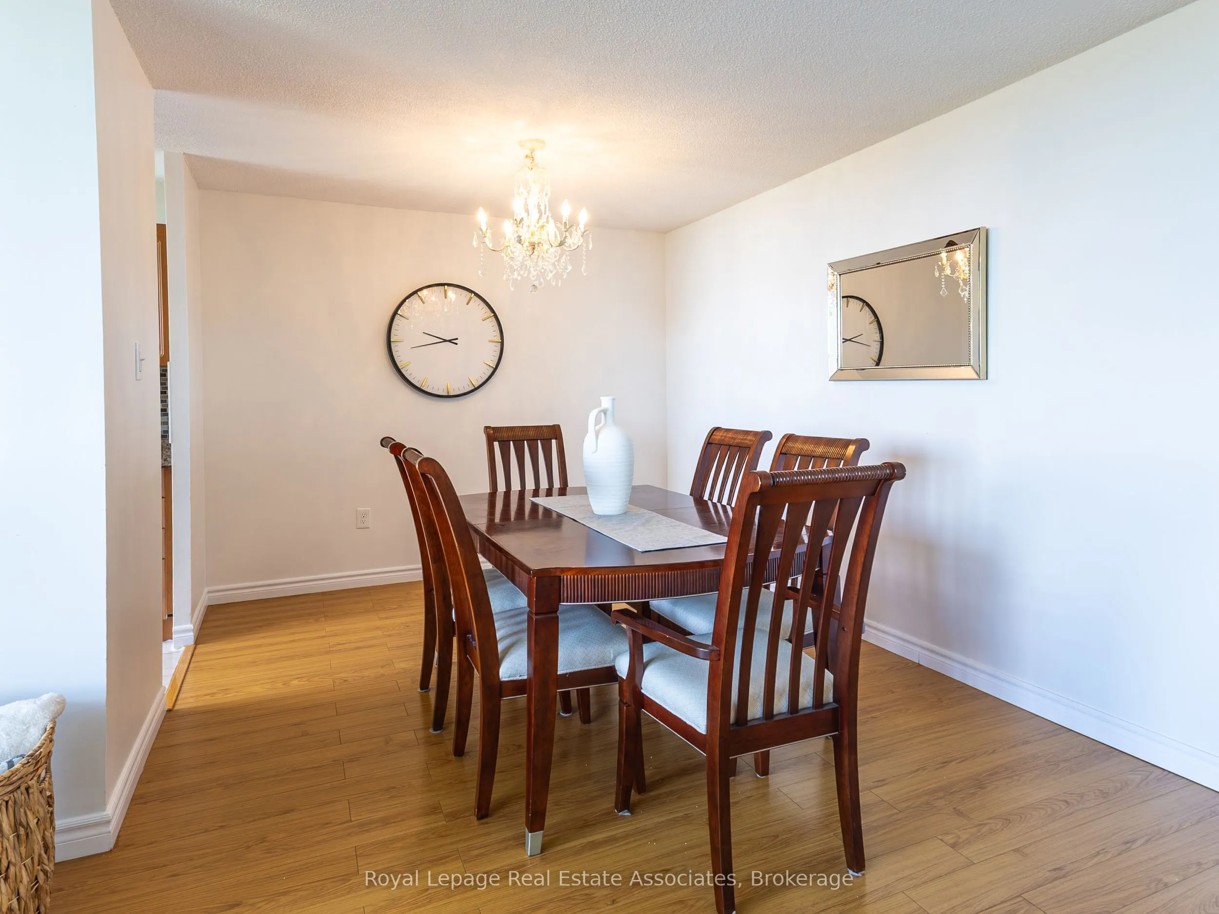 17 Knightsbridge Road, #1205