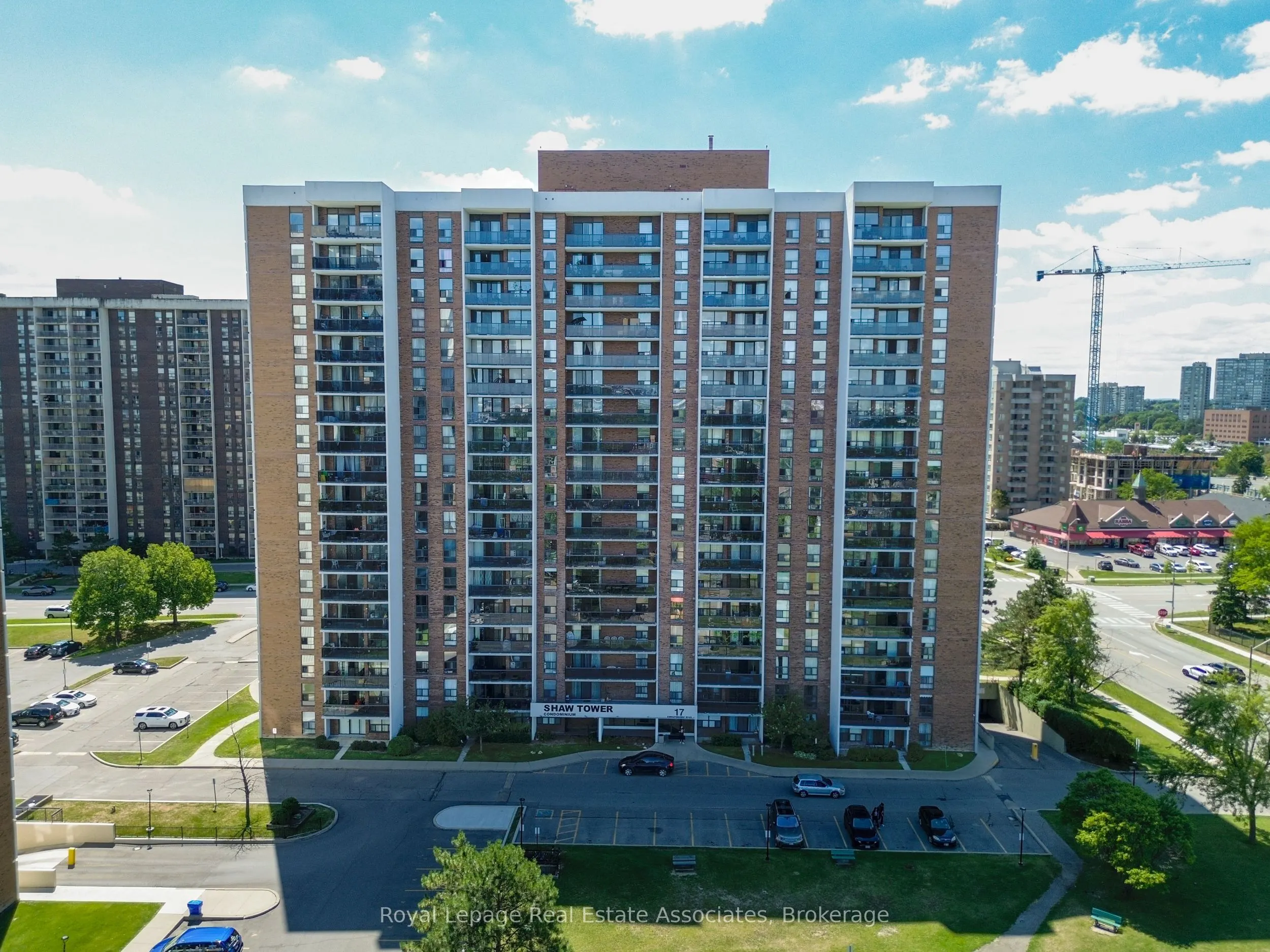 17 Knightsbridge Road, #1205