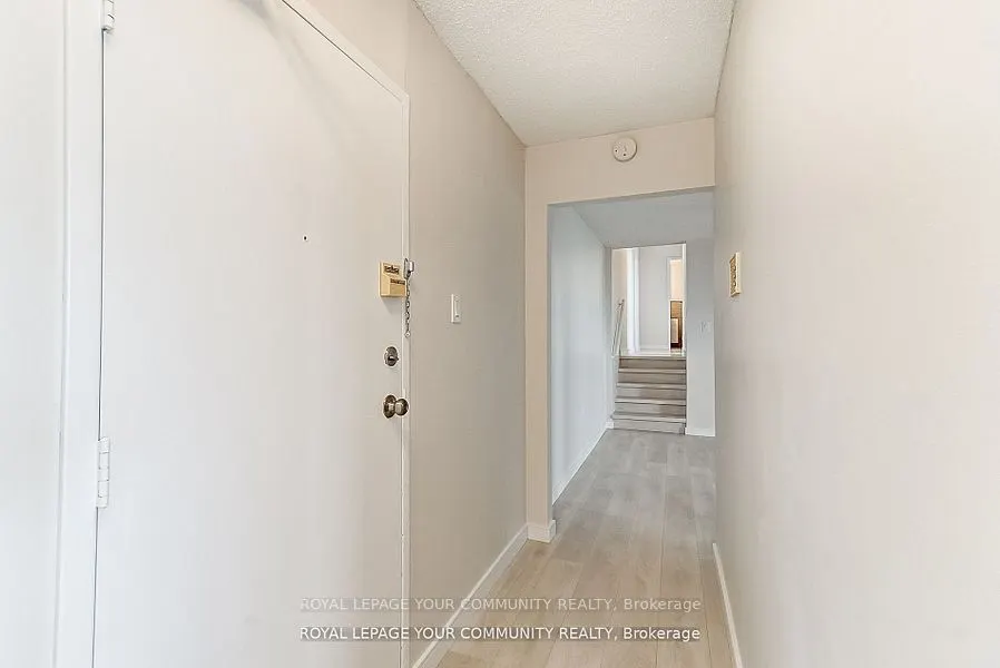 530 Lolita Gardens, #406