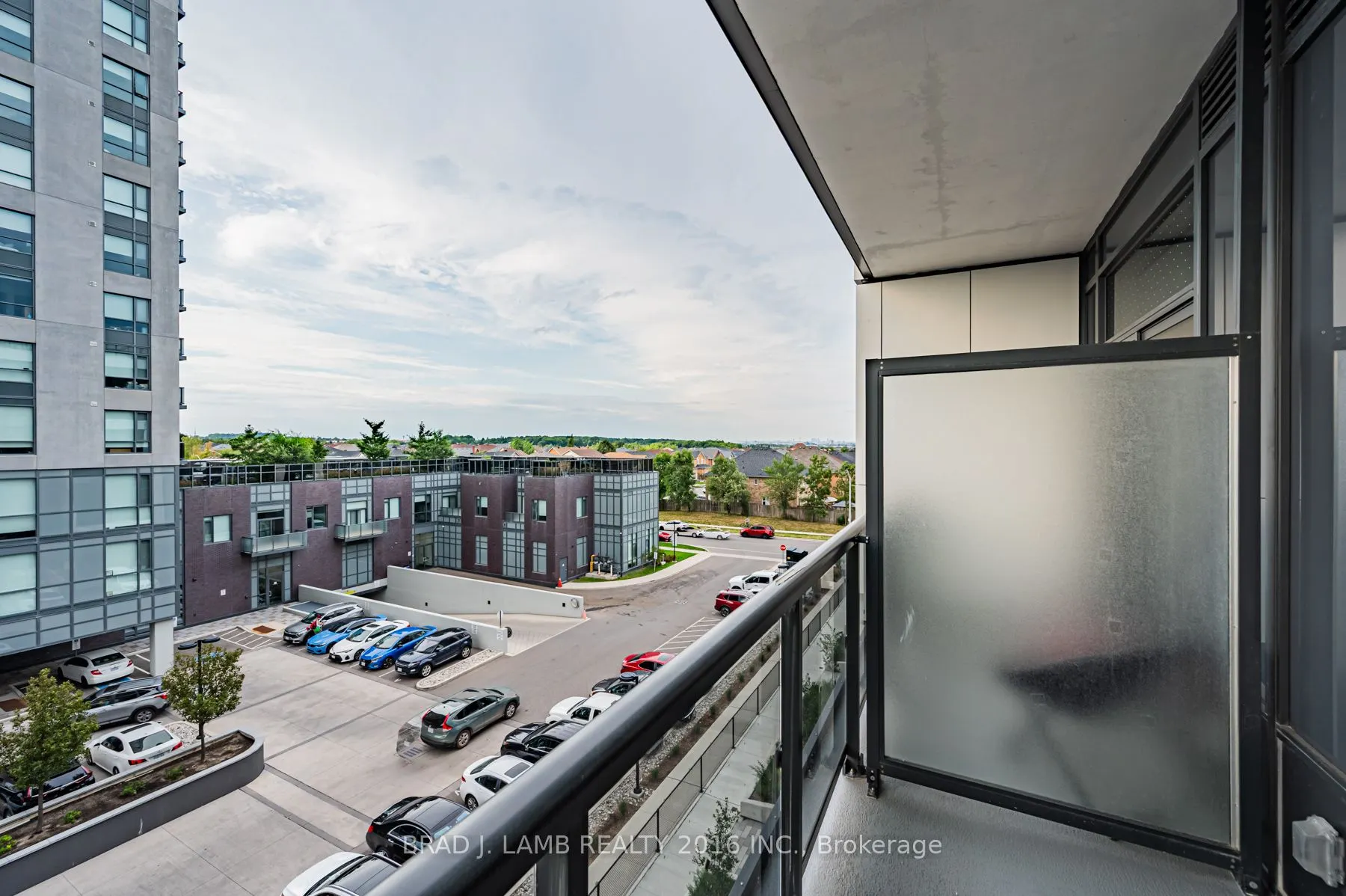 5105 Hurontario Street, #419