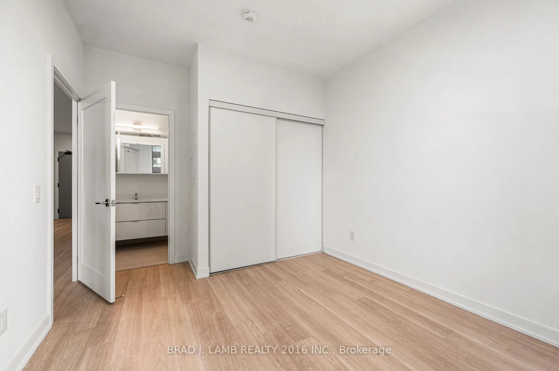 5105 Hurontario Street, #419