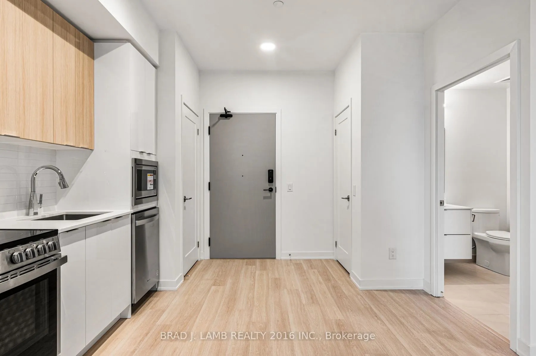 5105 Hurontario Street, #419