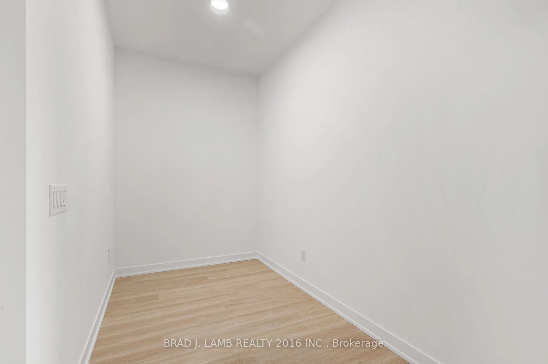 5105 Hurontario Street, #419