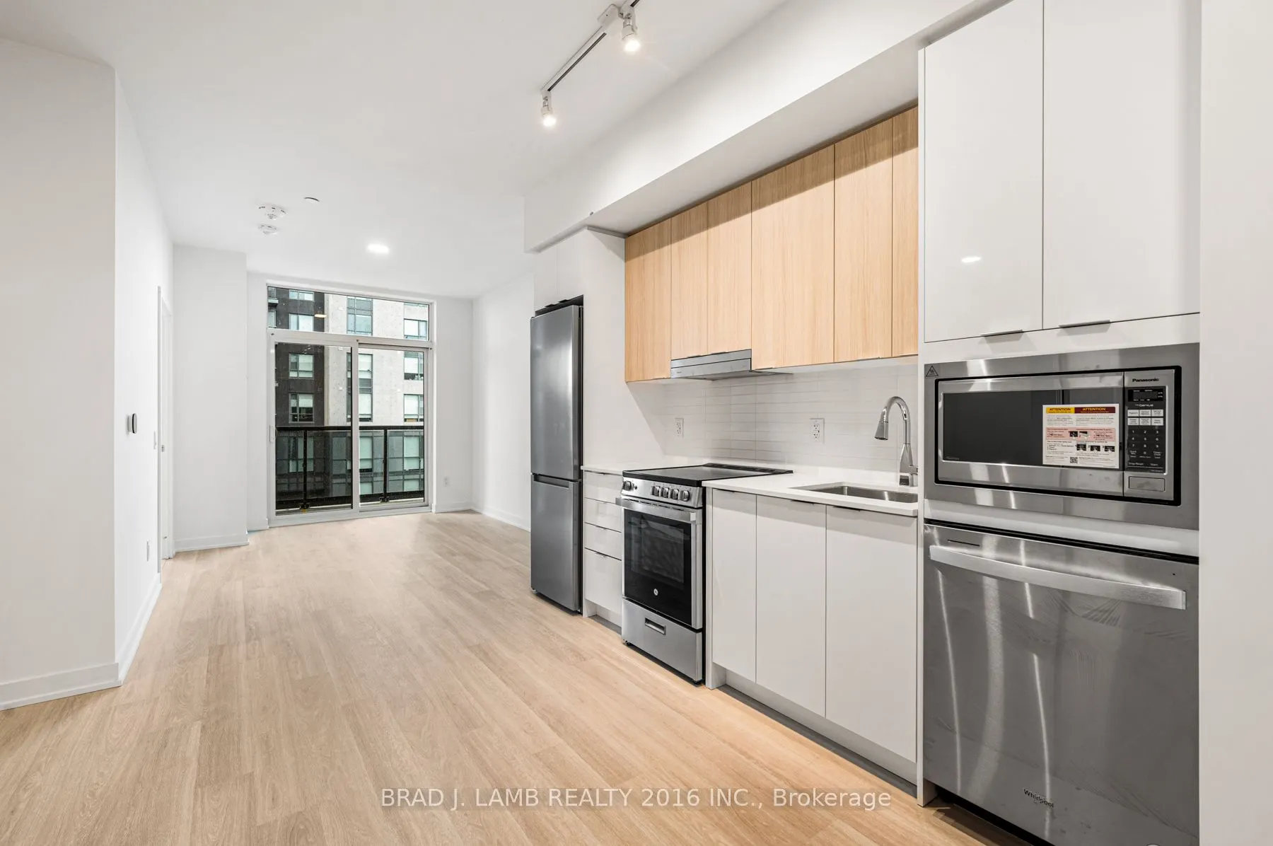 5105 Hurontario Street, #419