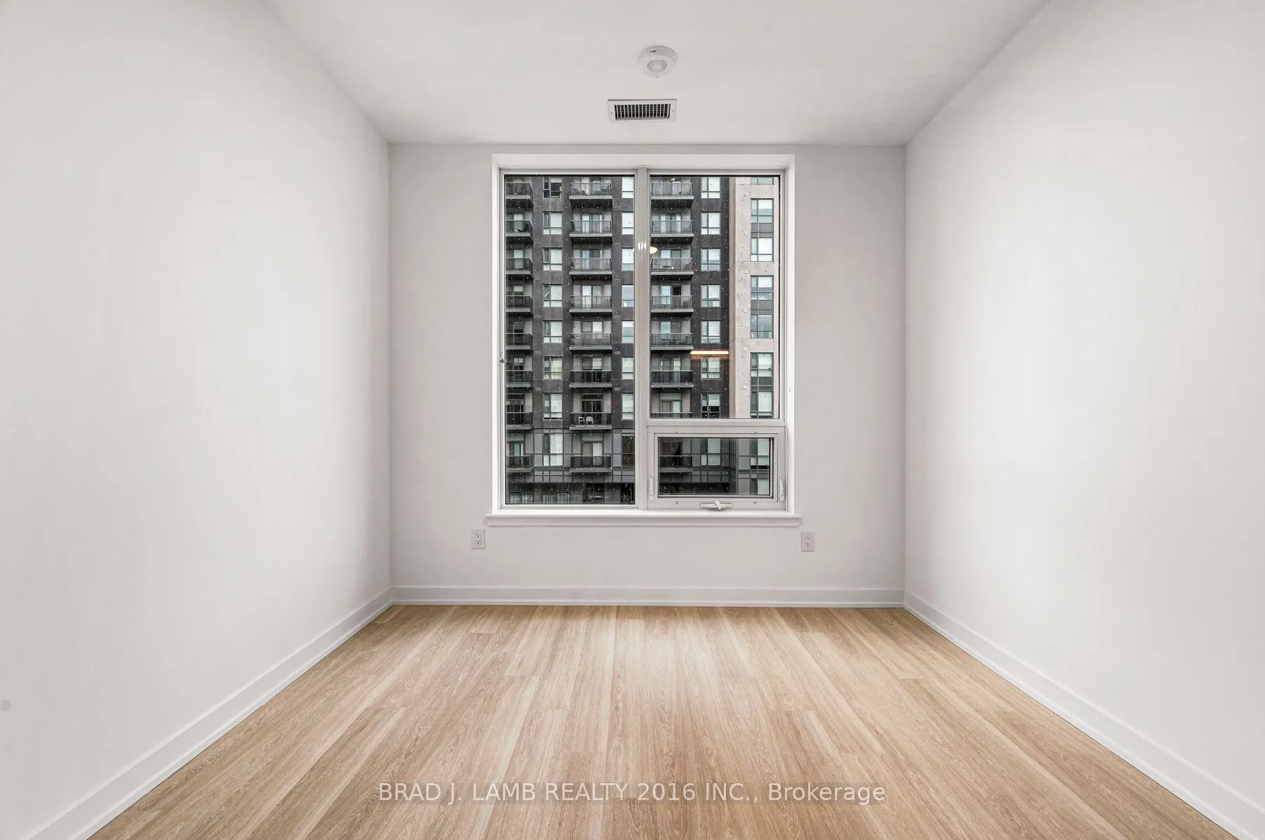 5105 Hurontario Street, #419