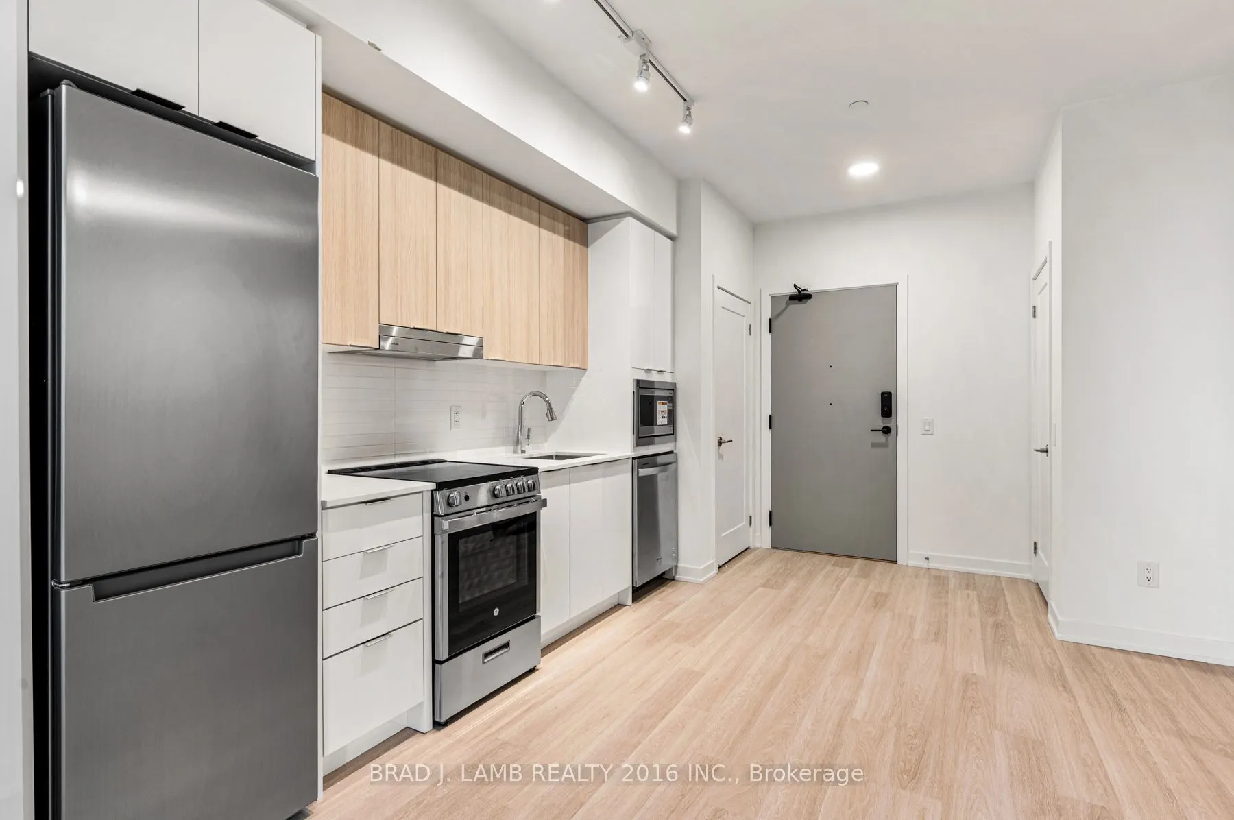 5105 Hurontario Street, #419