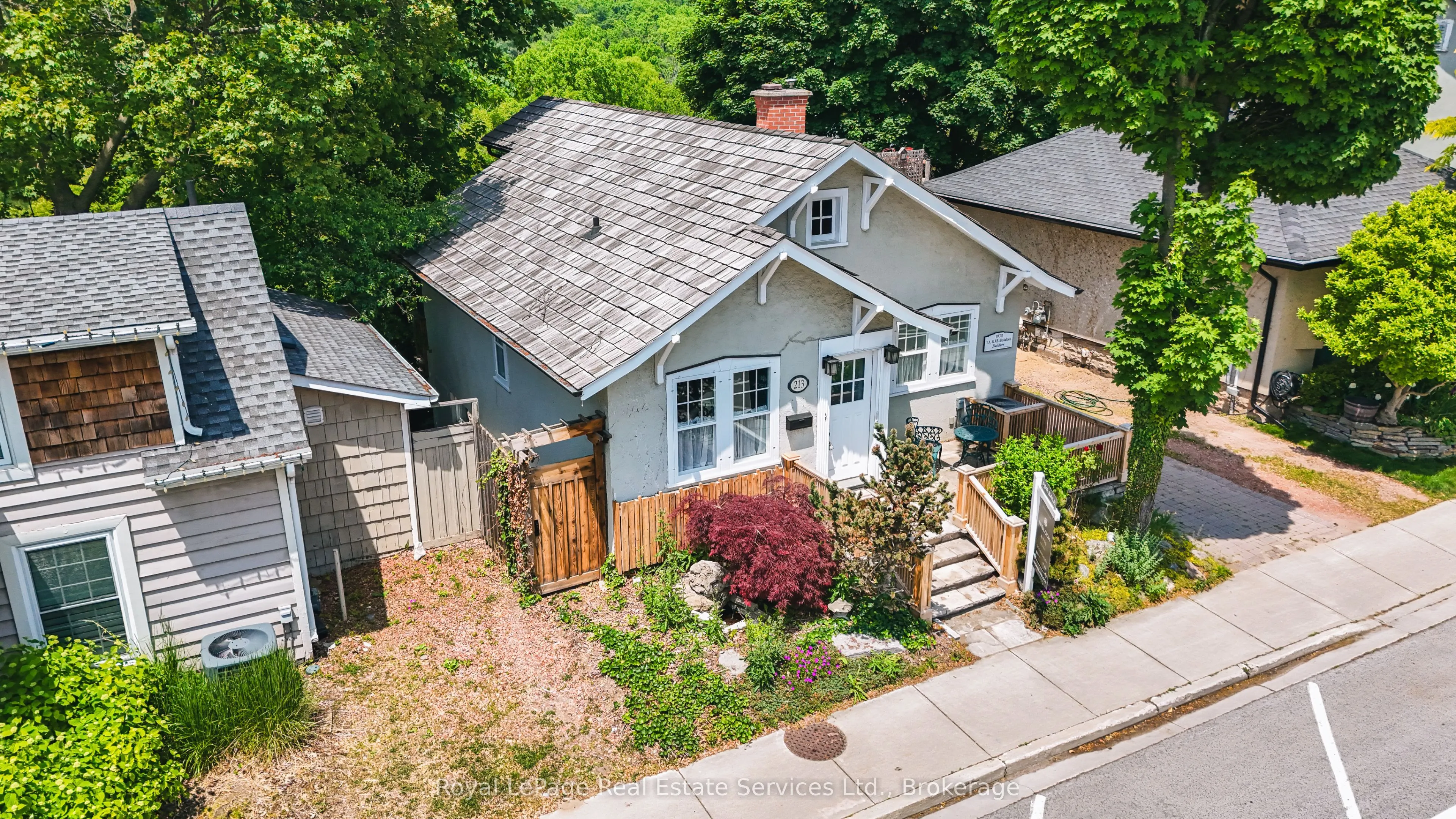 213 Randall Street