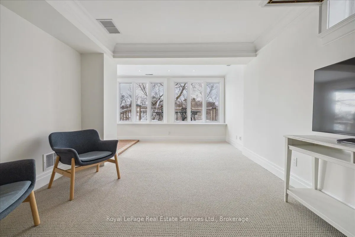 213 Randall Street