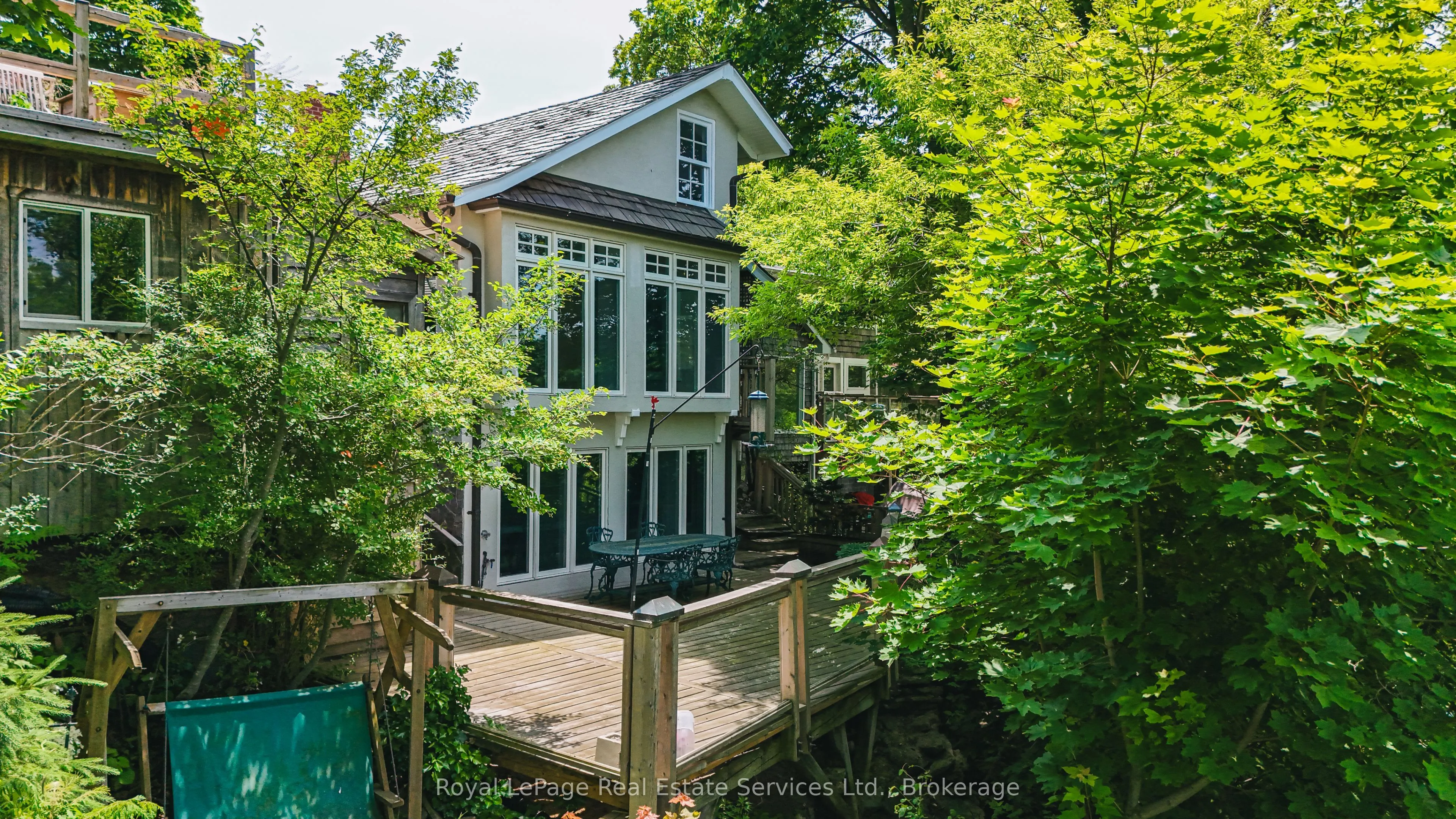 213 Randall Street
