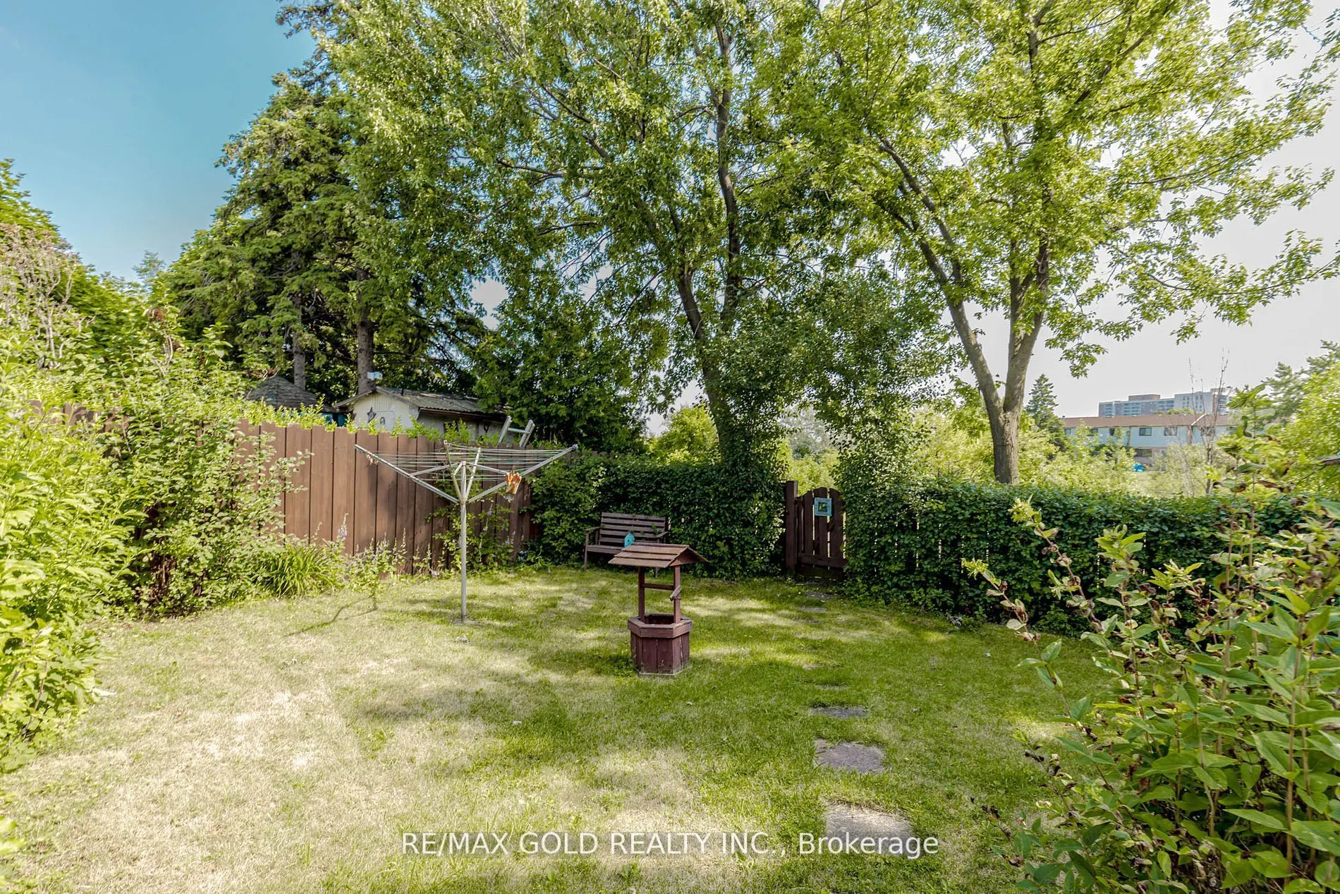 31 Fallingdale Crescent