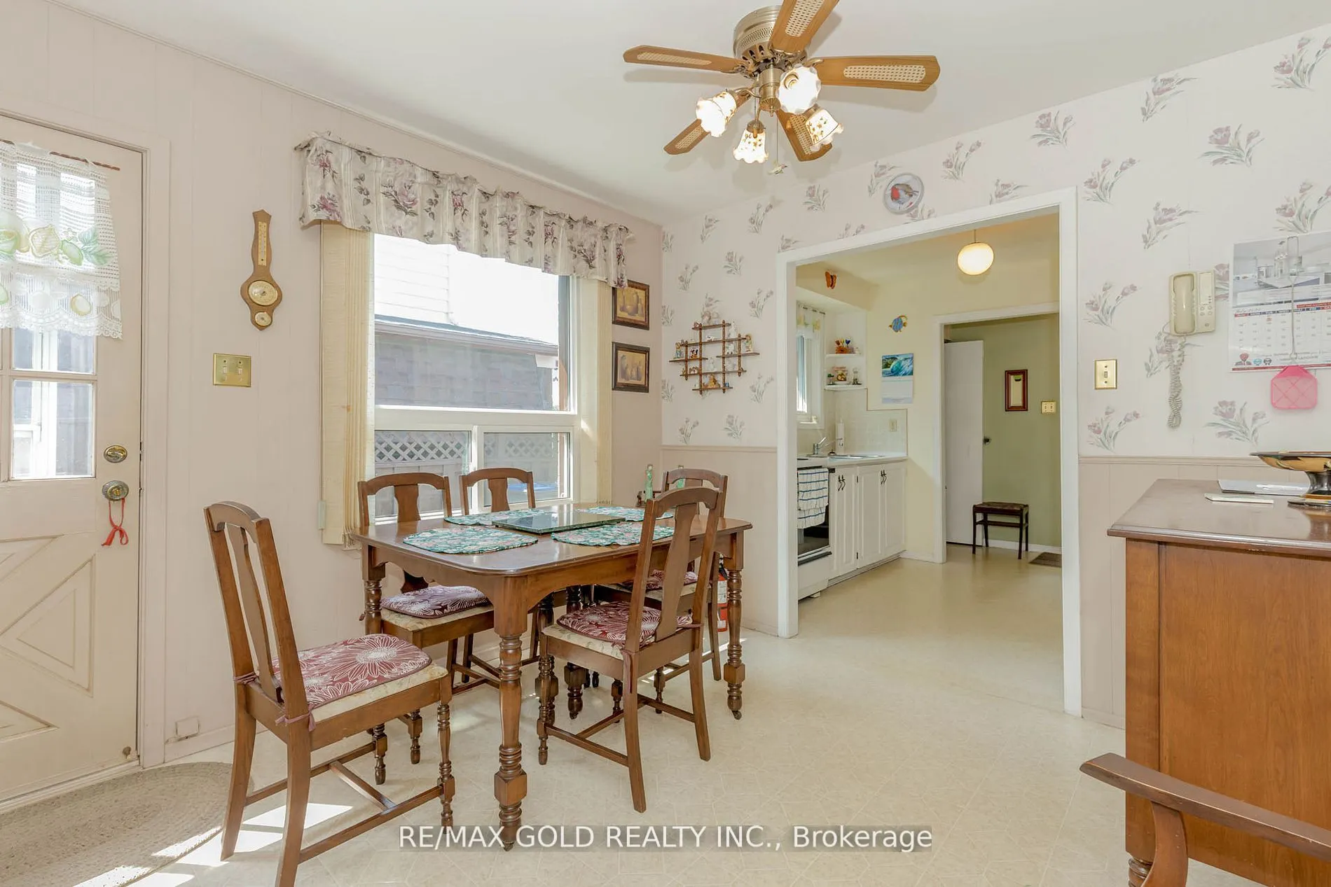 31 Fallingdale Crescent