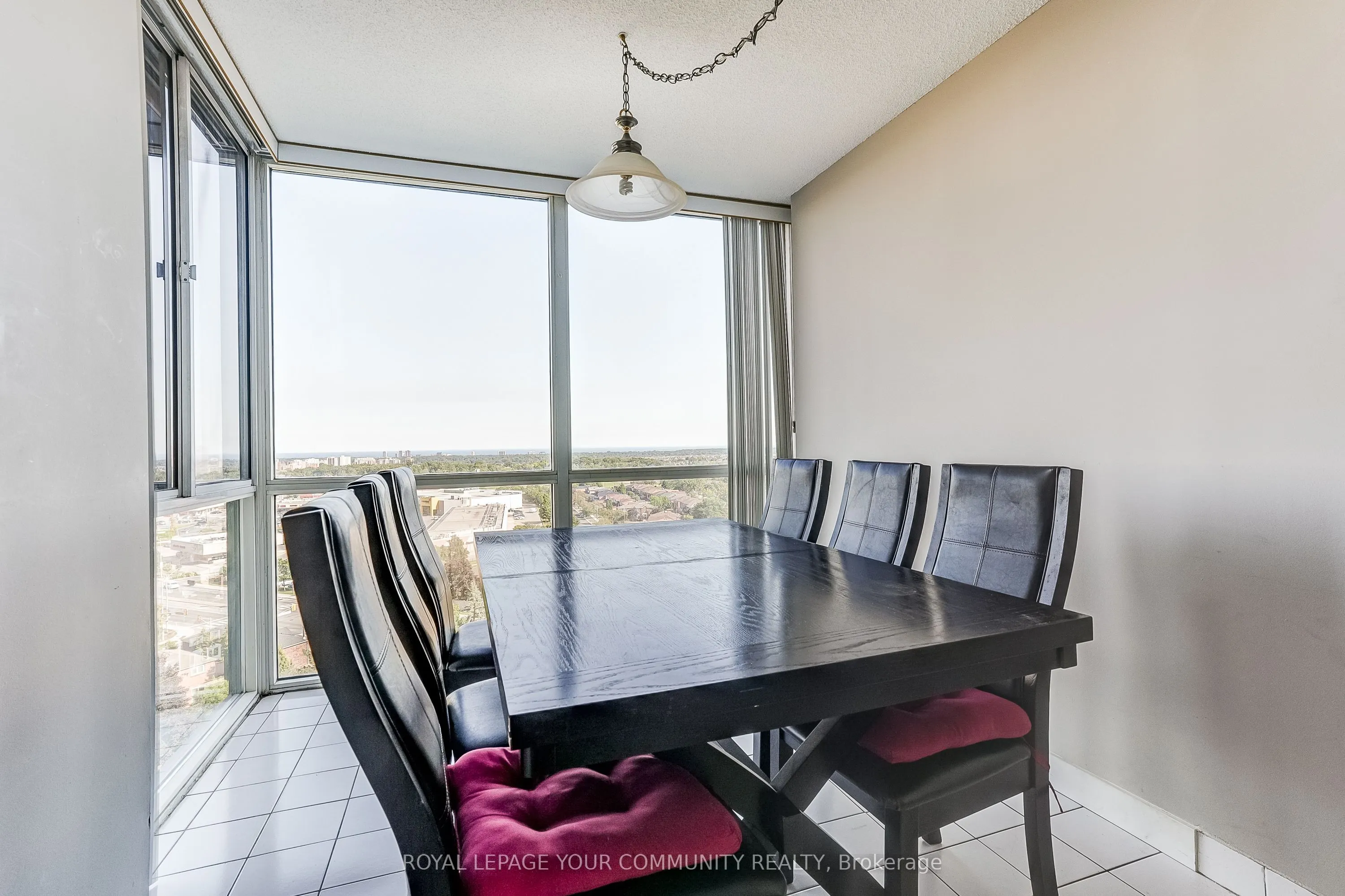 350 Webb Drive, #1208