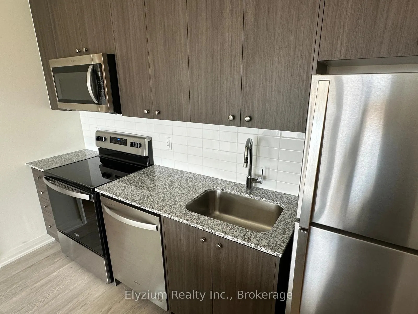 3006 William Cutmore Boulevard, #207