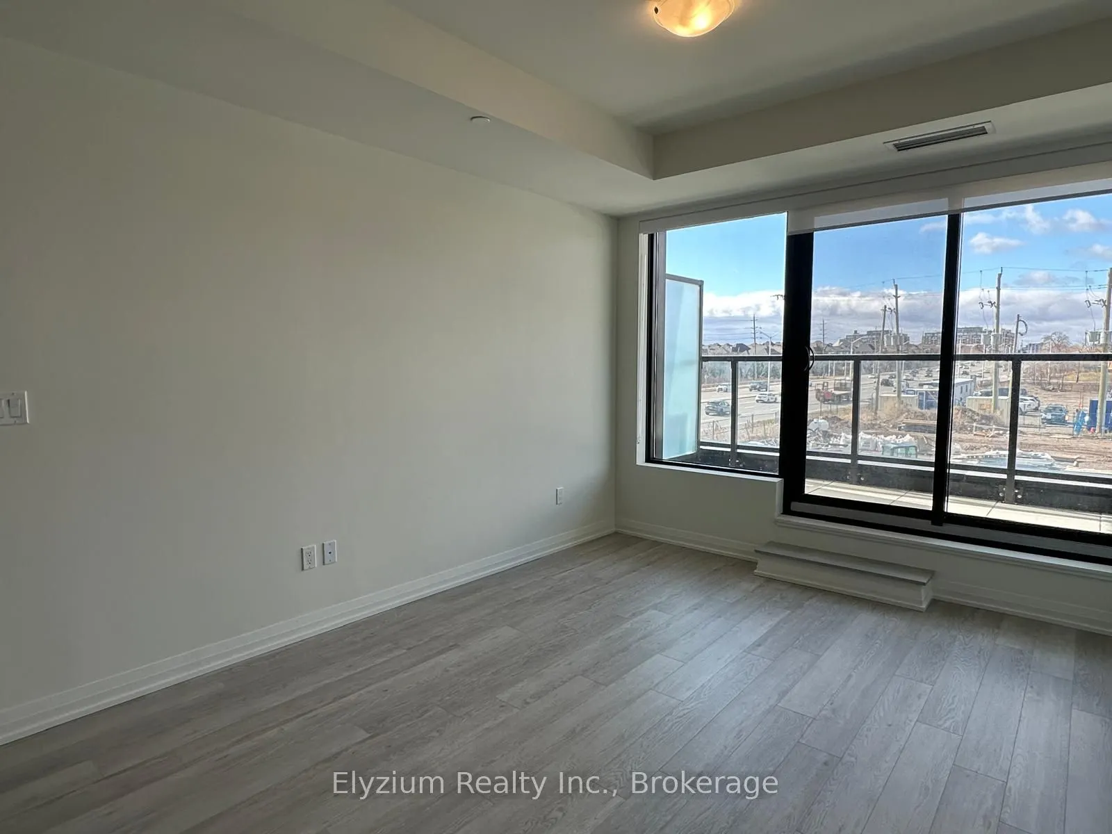 3006 William Cutmore Boulevard, #207