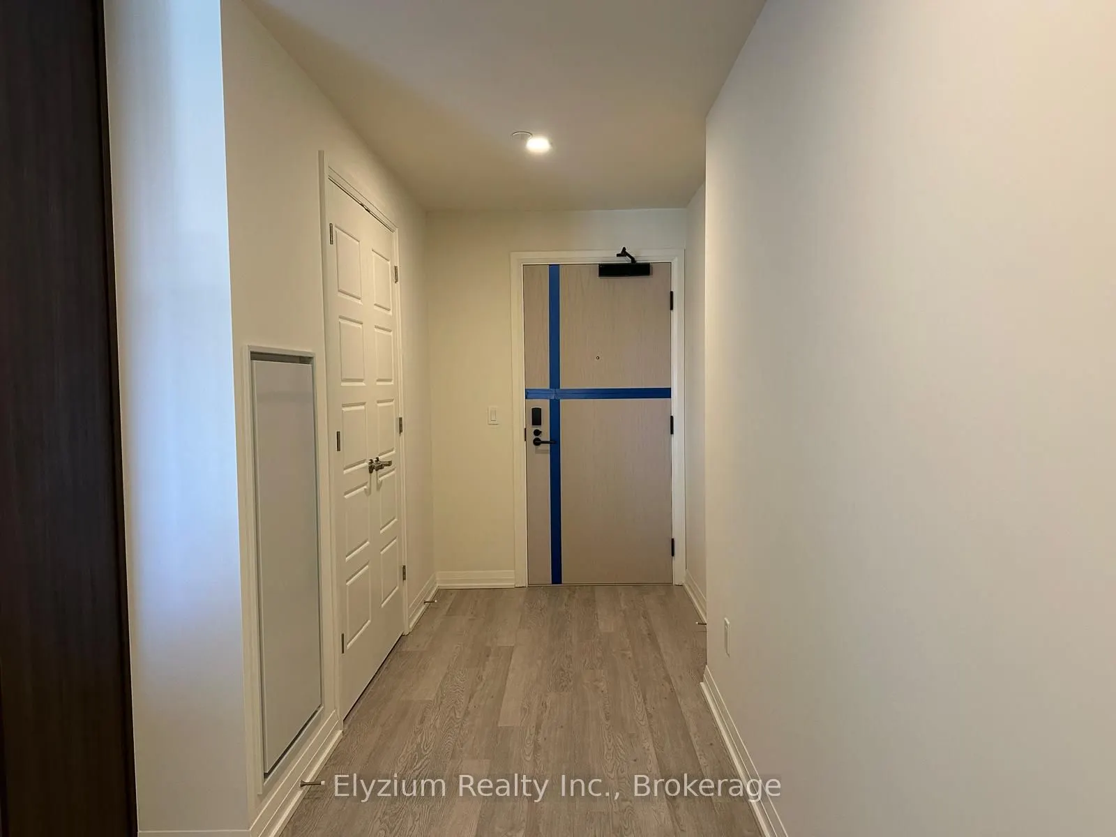 3006 William Cutmore Boulevard, #207