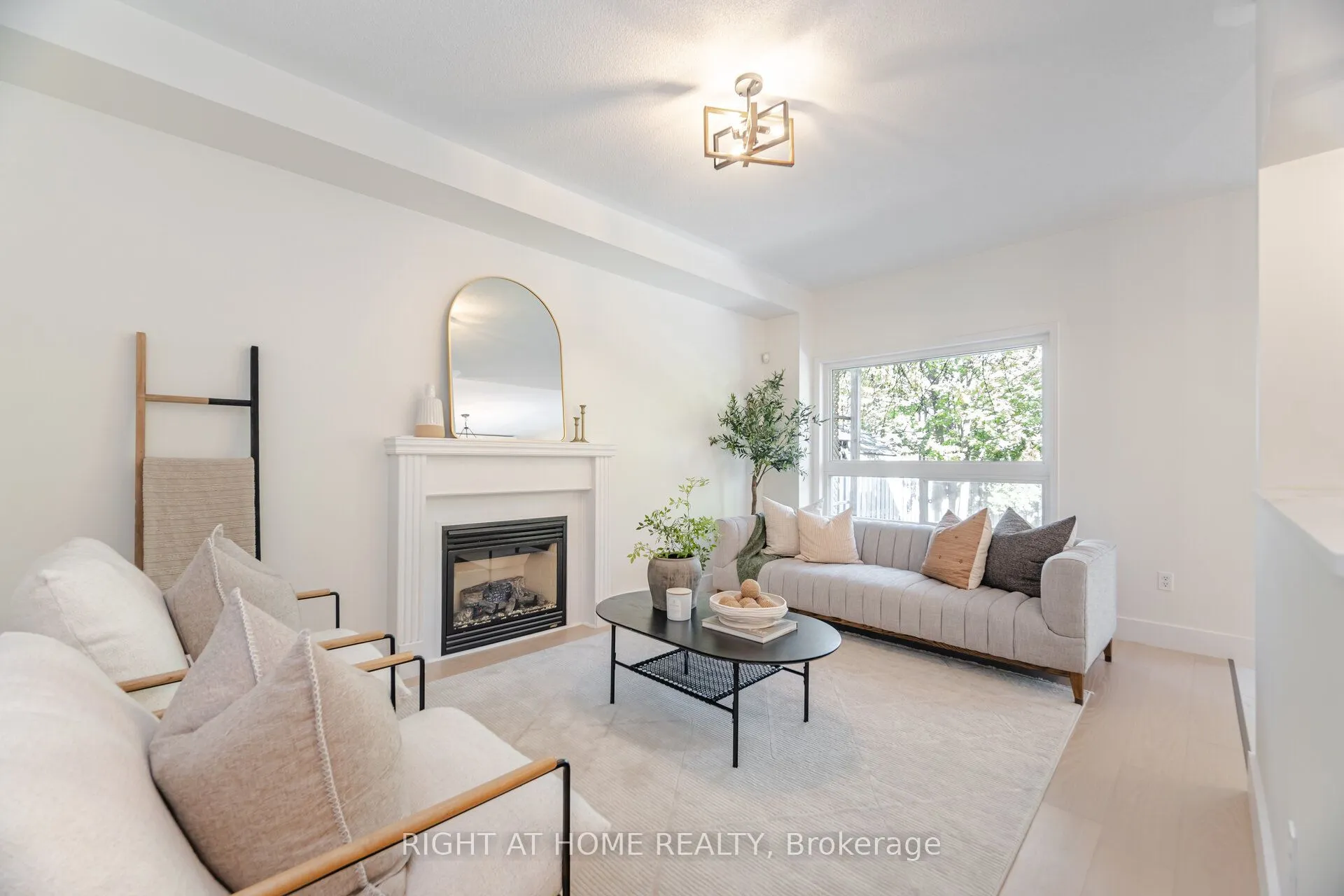514 Huntington Ridge Drive