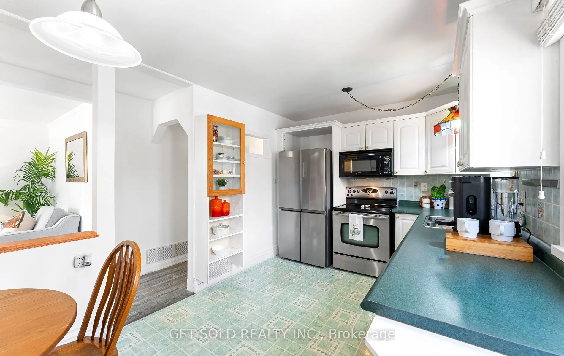 24 Huntsmoor Road