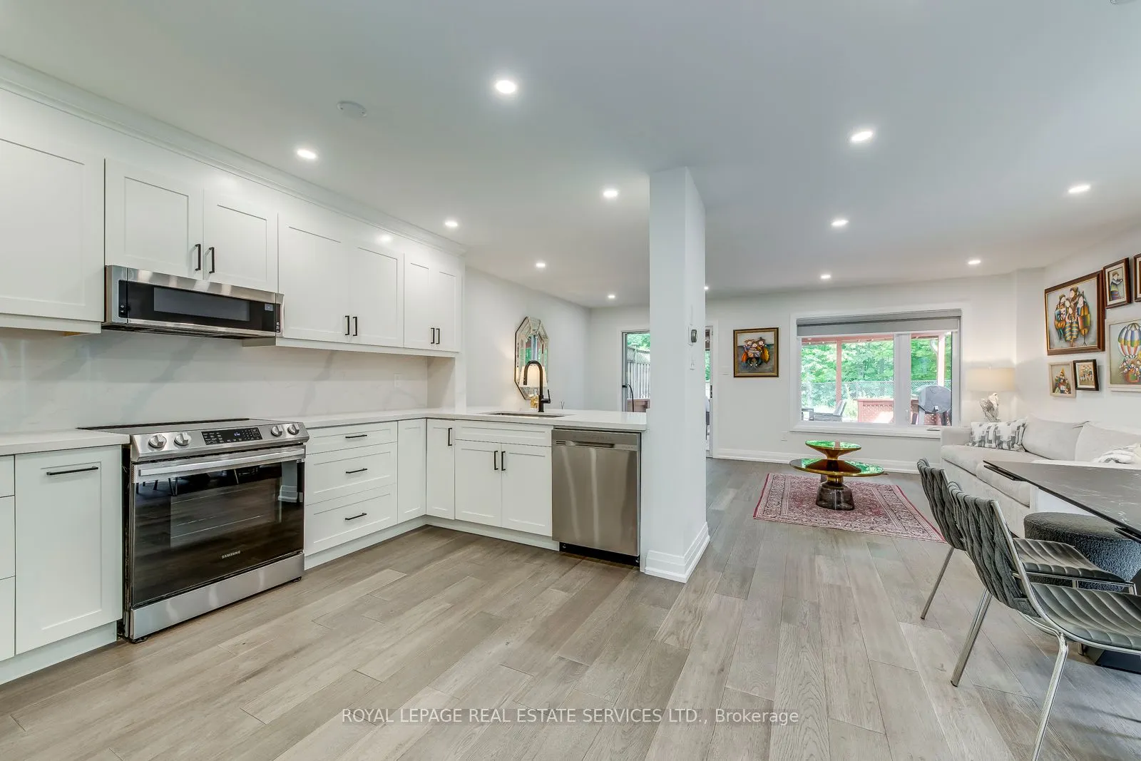 5151 Falconcrest Drive