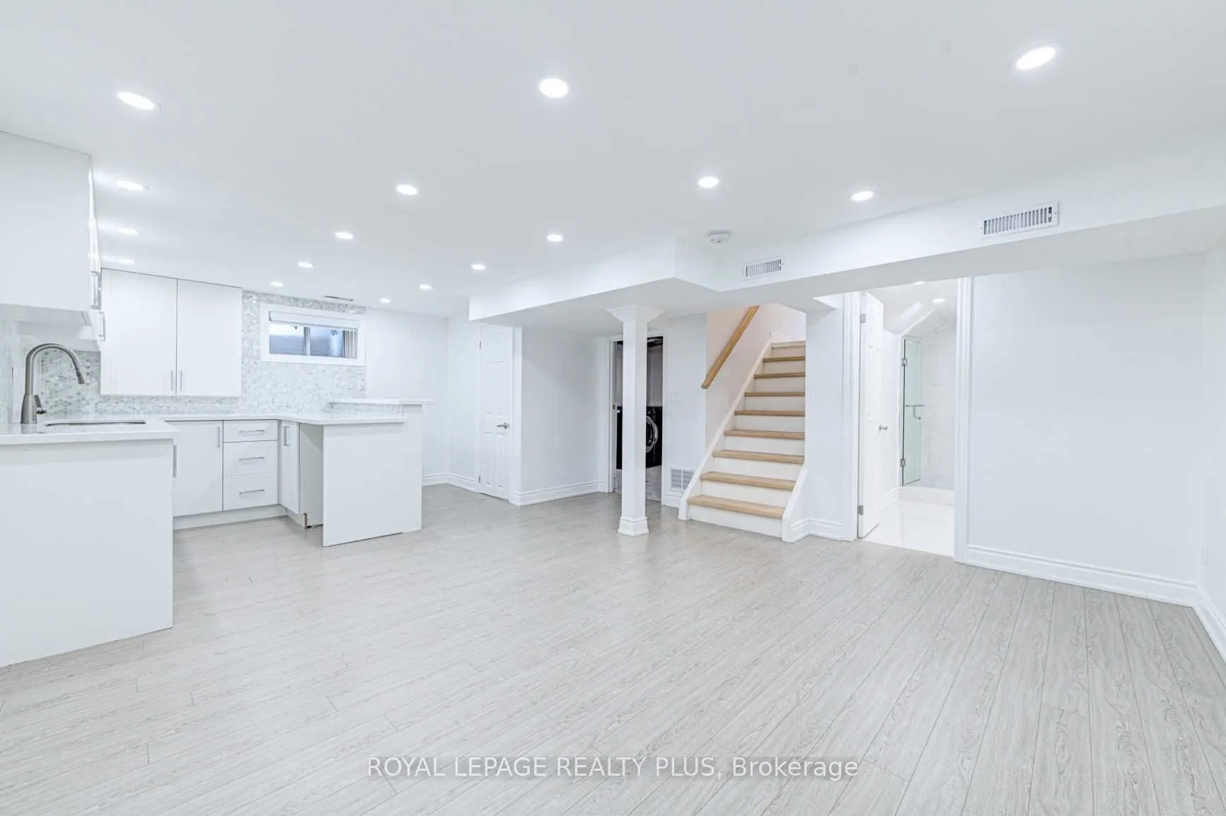 428 Samford Place