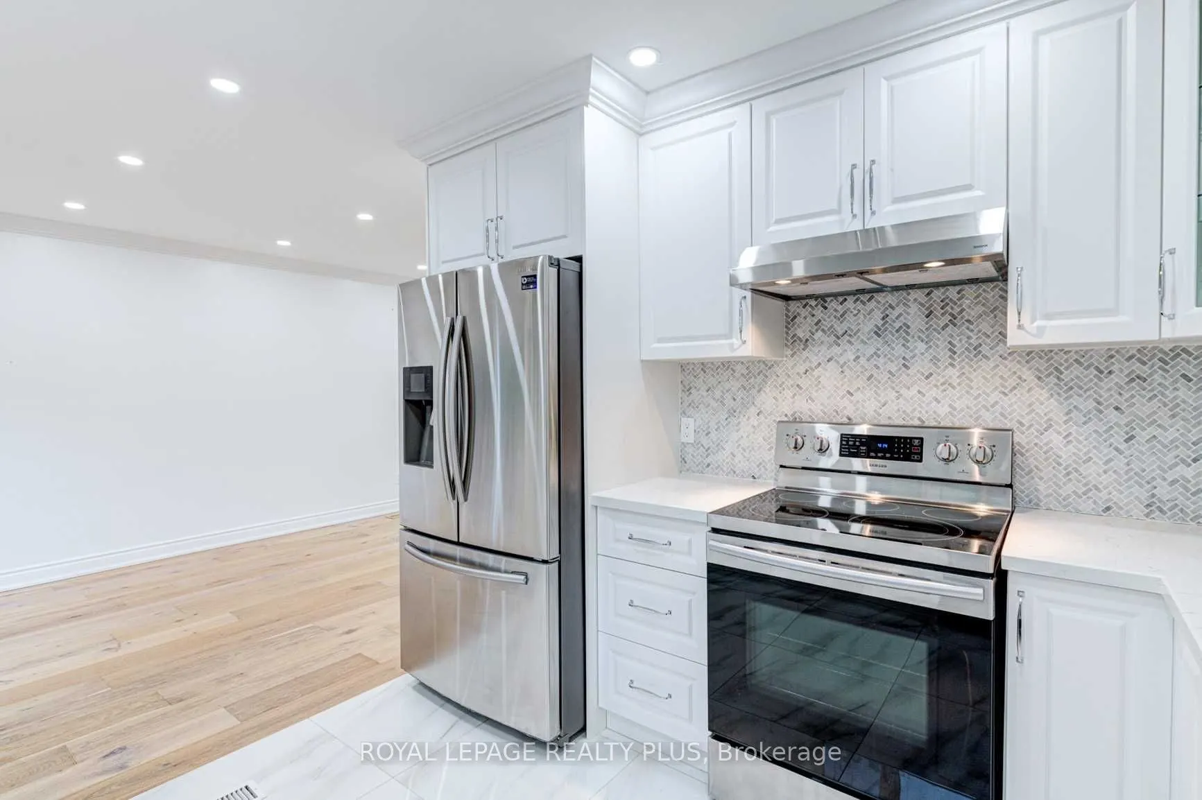 428 Samford Place