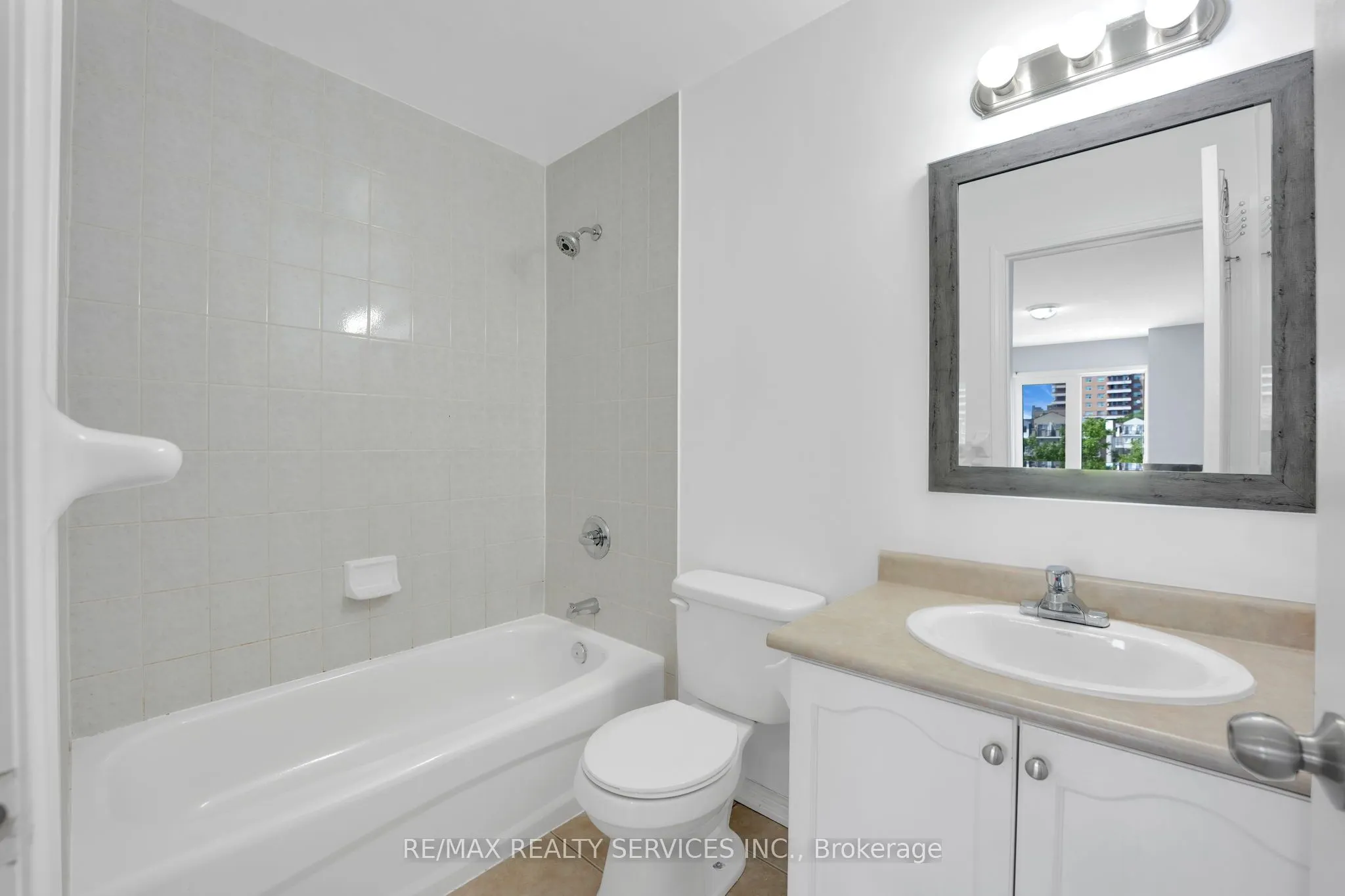 3059 Finch Avenue W, #45