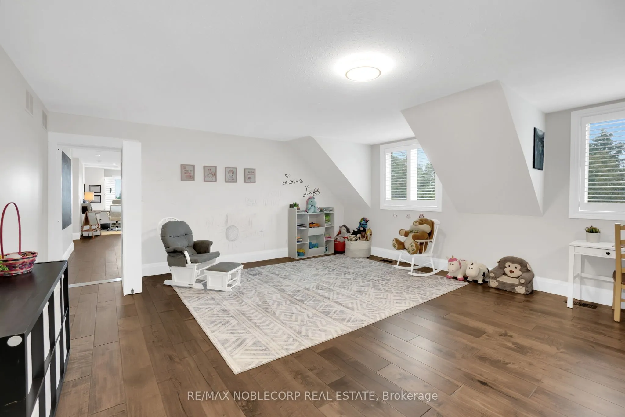 17088 Horseshoe Hill Road