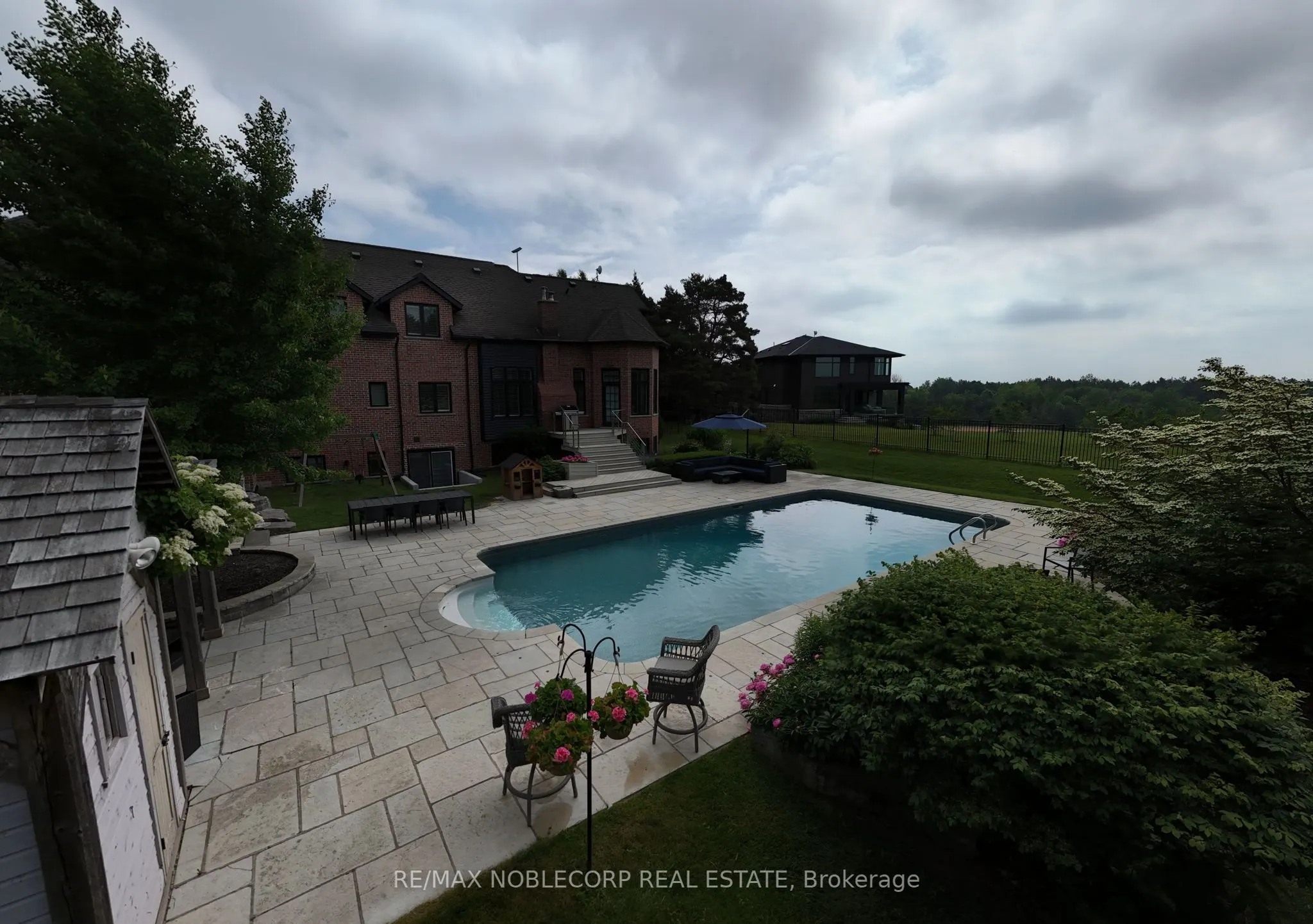 17088 Horseshoe Hill Road