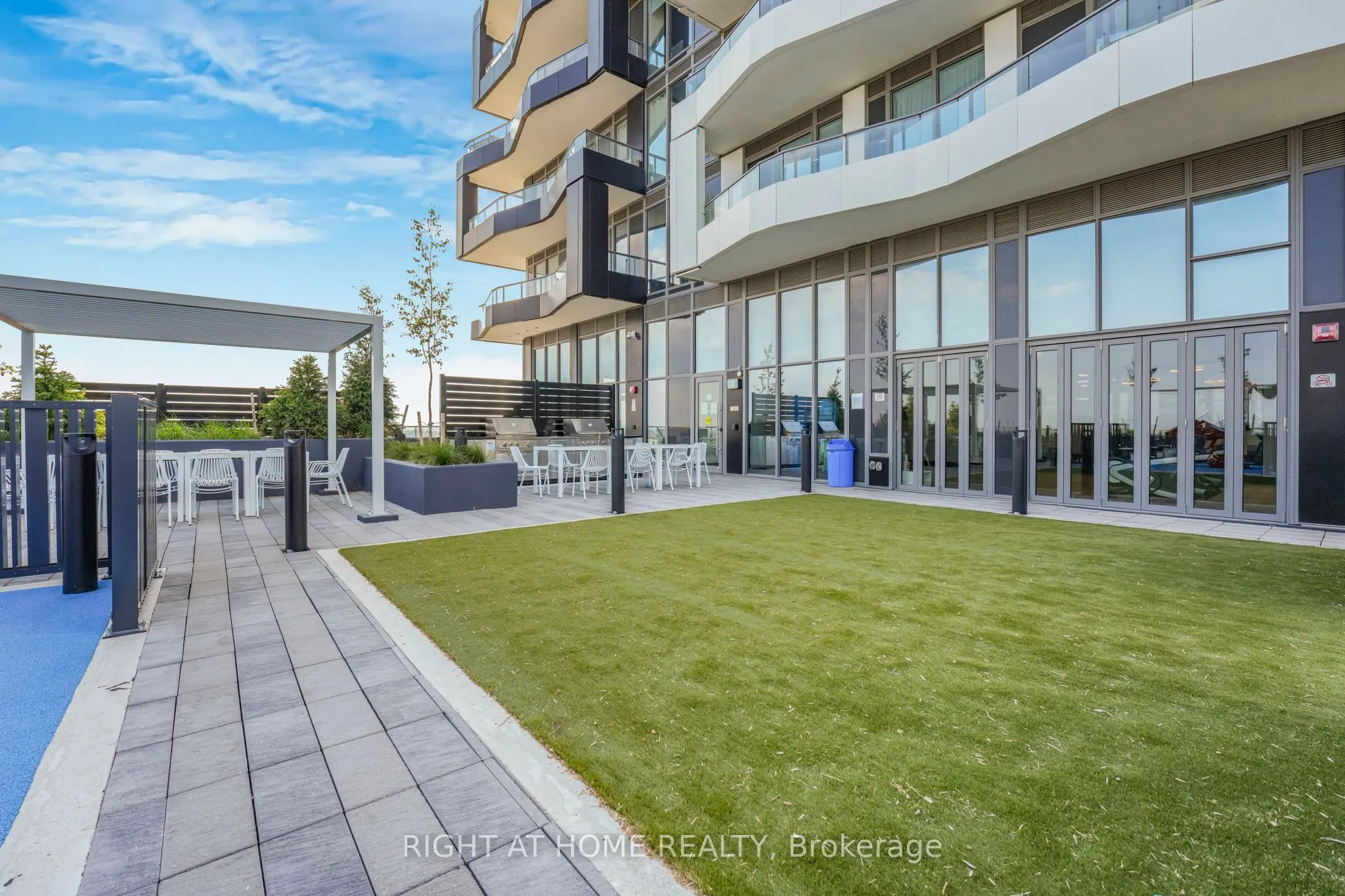 260 Malta Avenue, #1609