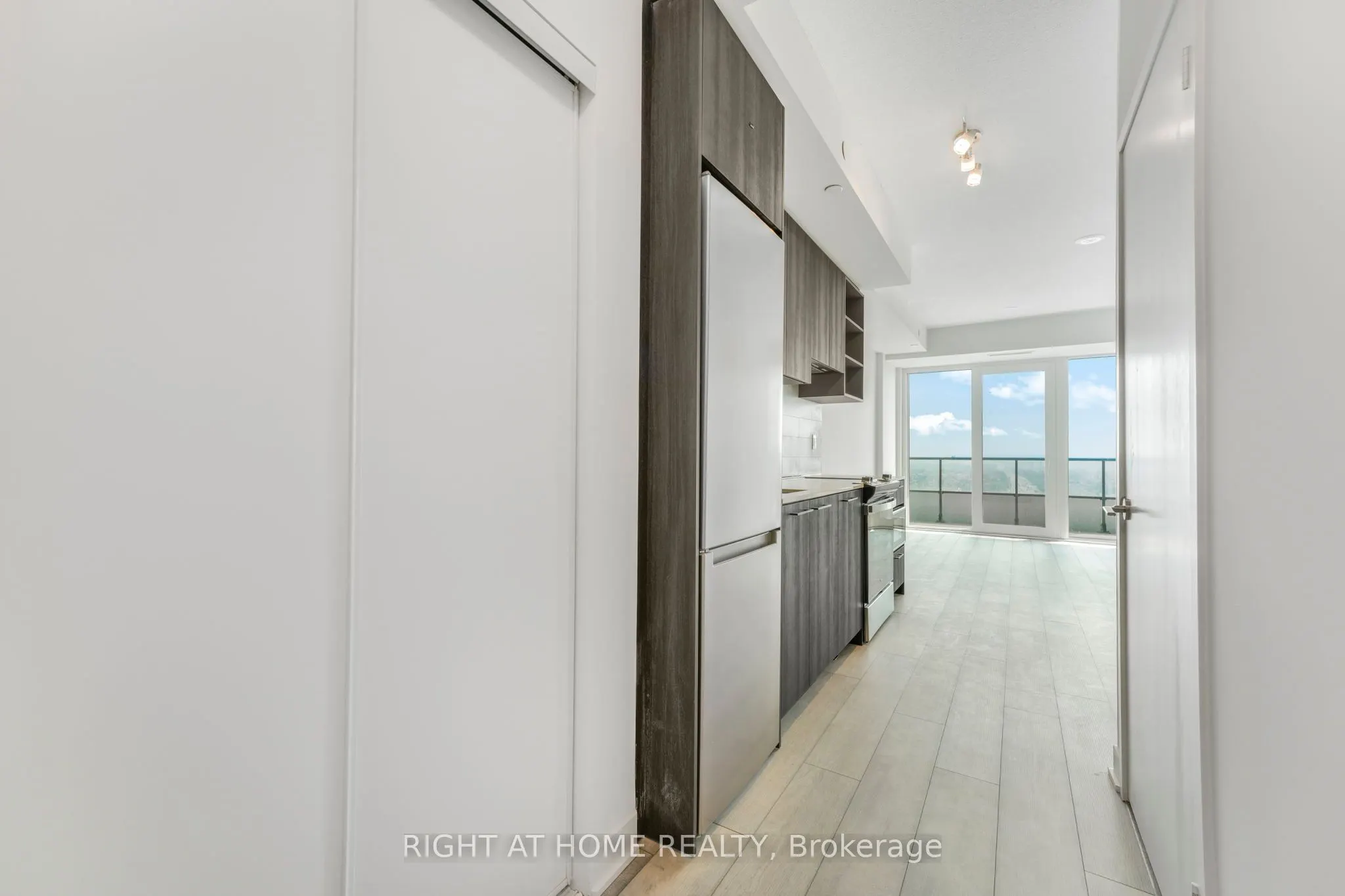 260 Malta Avenue, #1609