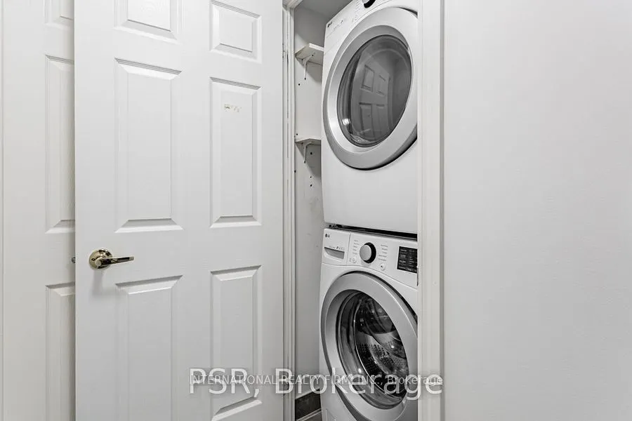 5 Michael Power Place, #1408