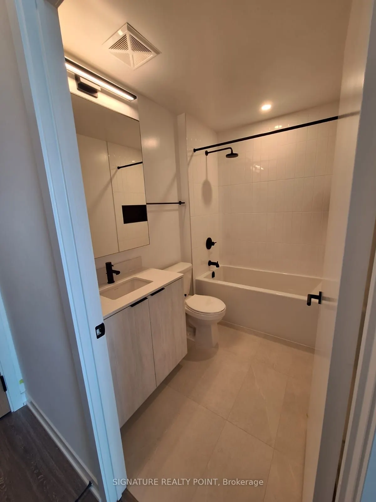 2495 Eglinton Avenue W, #2305