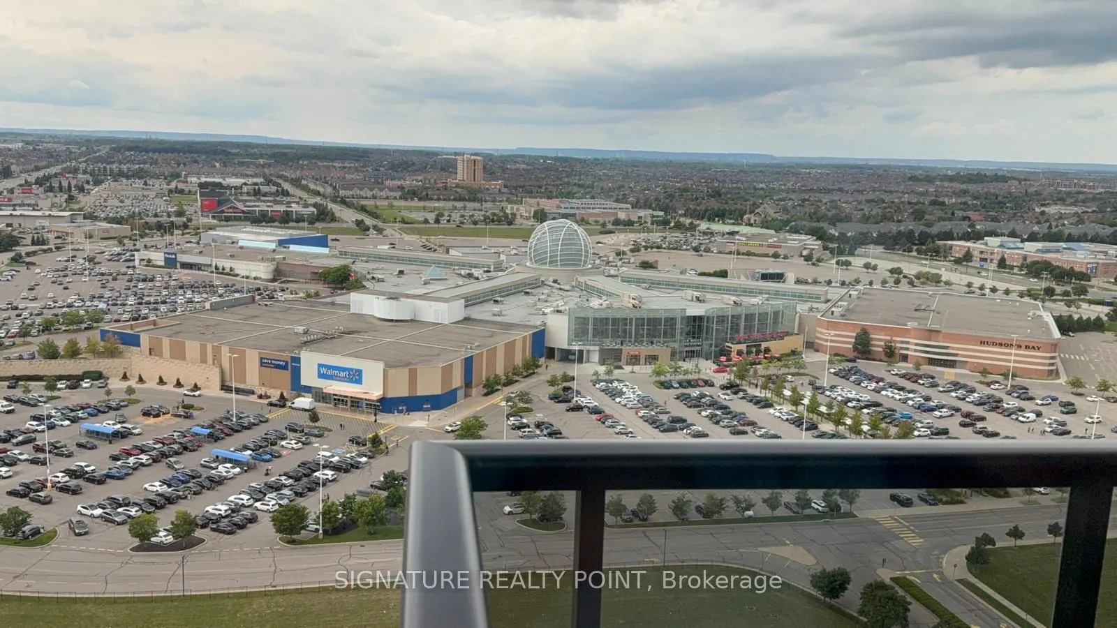 2495 Eglinton Avenue W, #2305