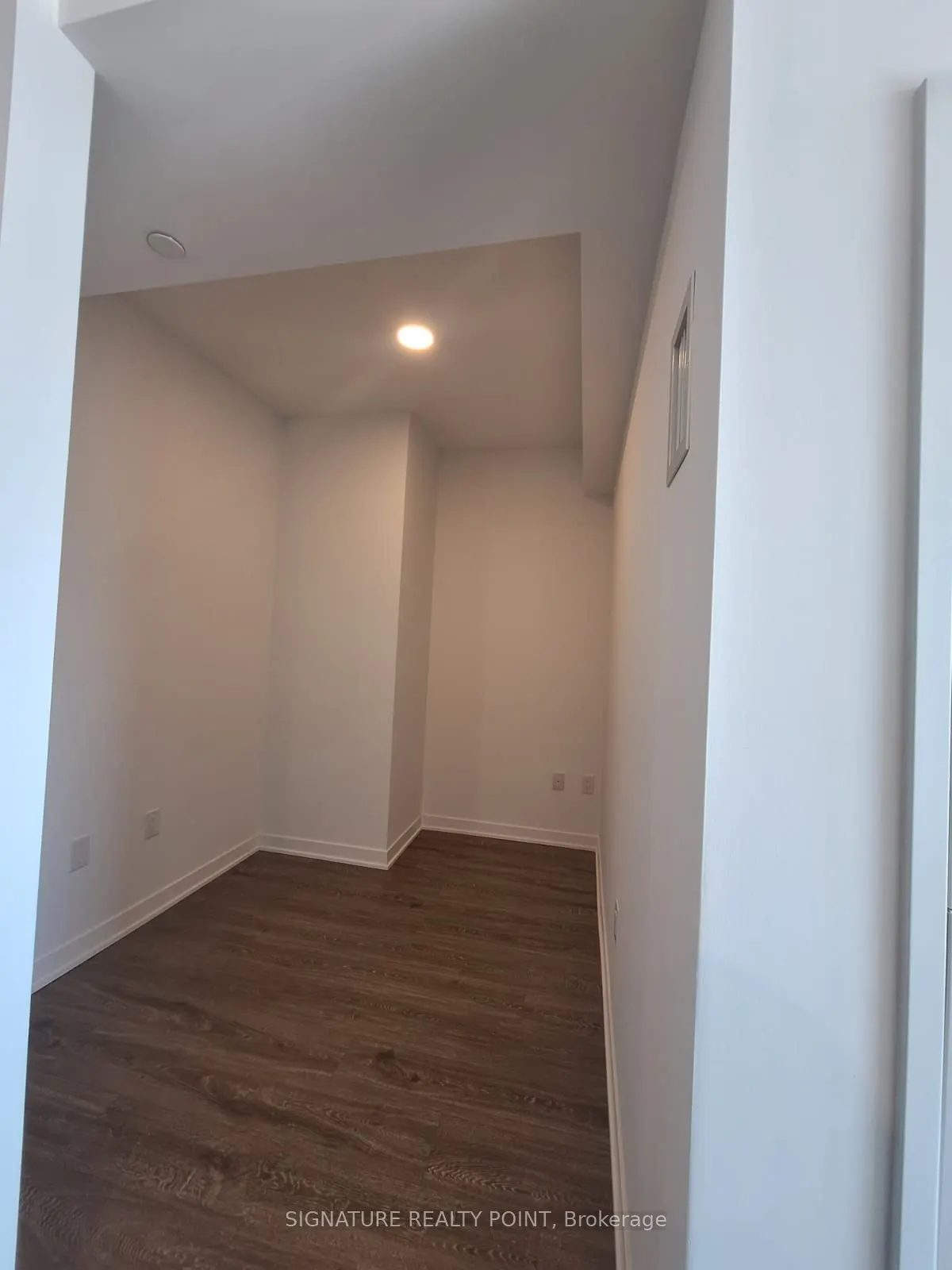 2495 Eglinton Avenue W, #2305