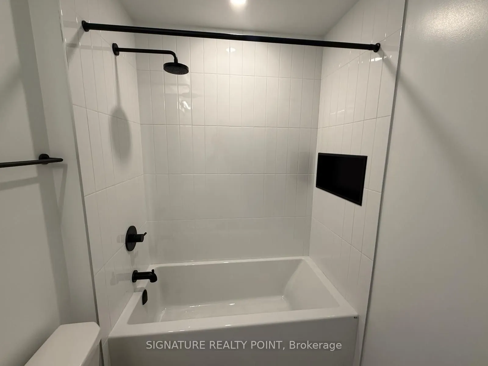 2495 Eglinton Avenue W, #2305