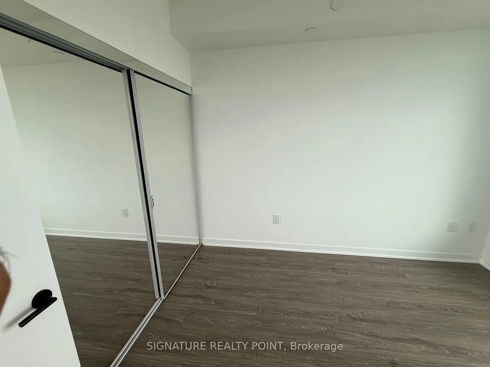 2495 Eglinton Avenue W, #2305