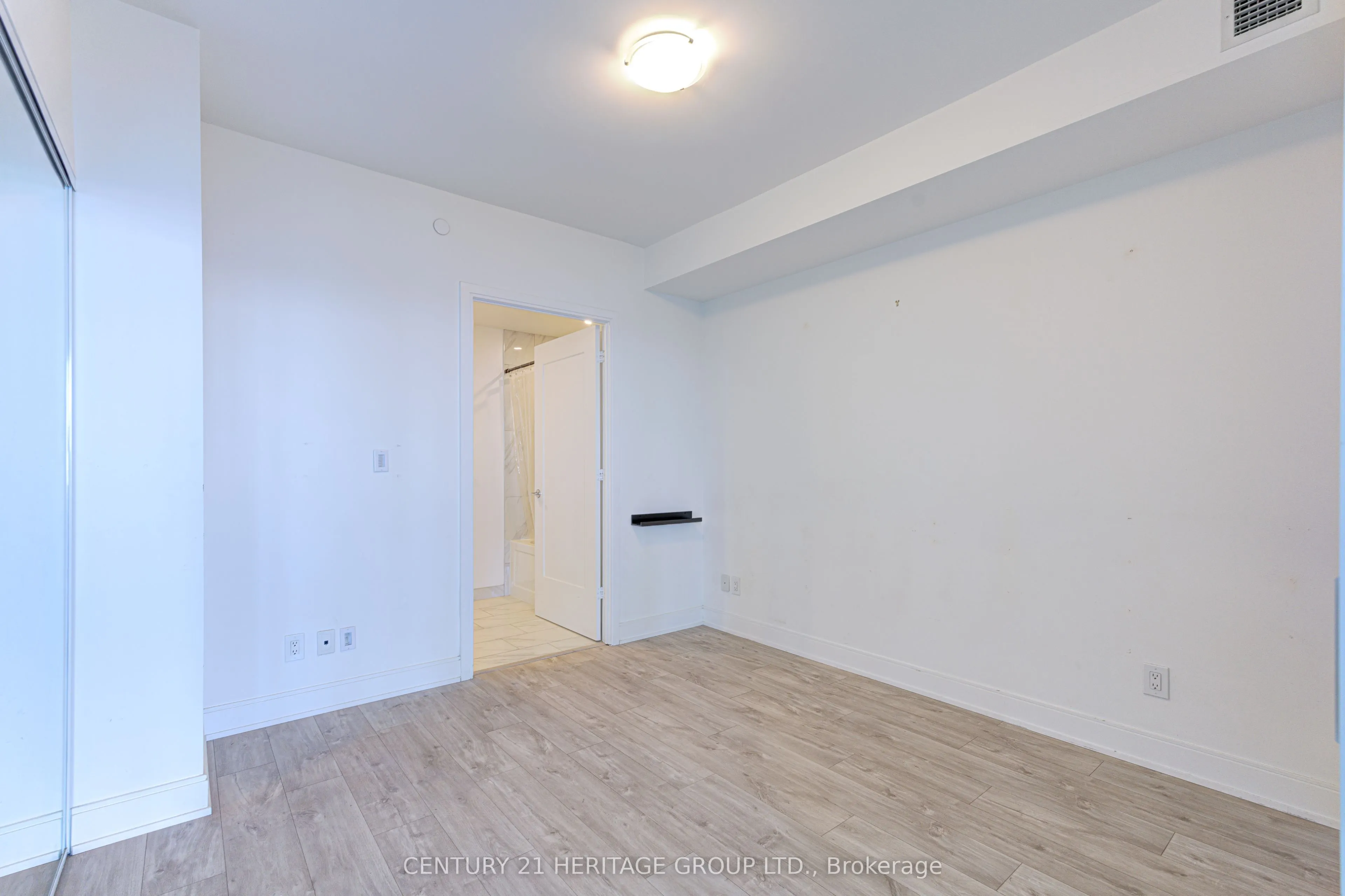 70 Annie Craig Drive, #4905
