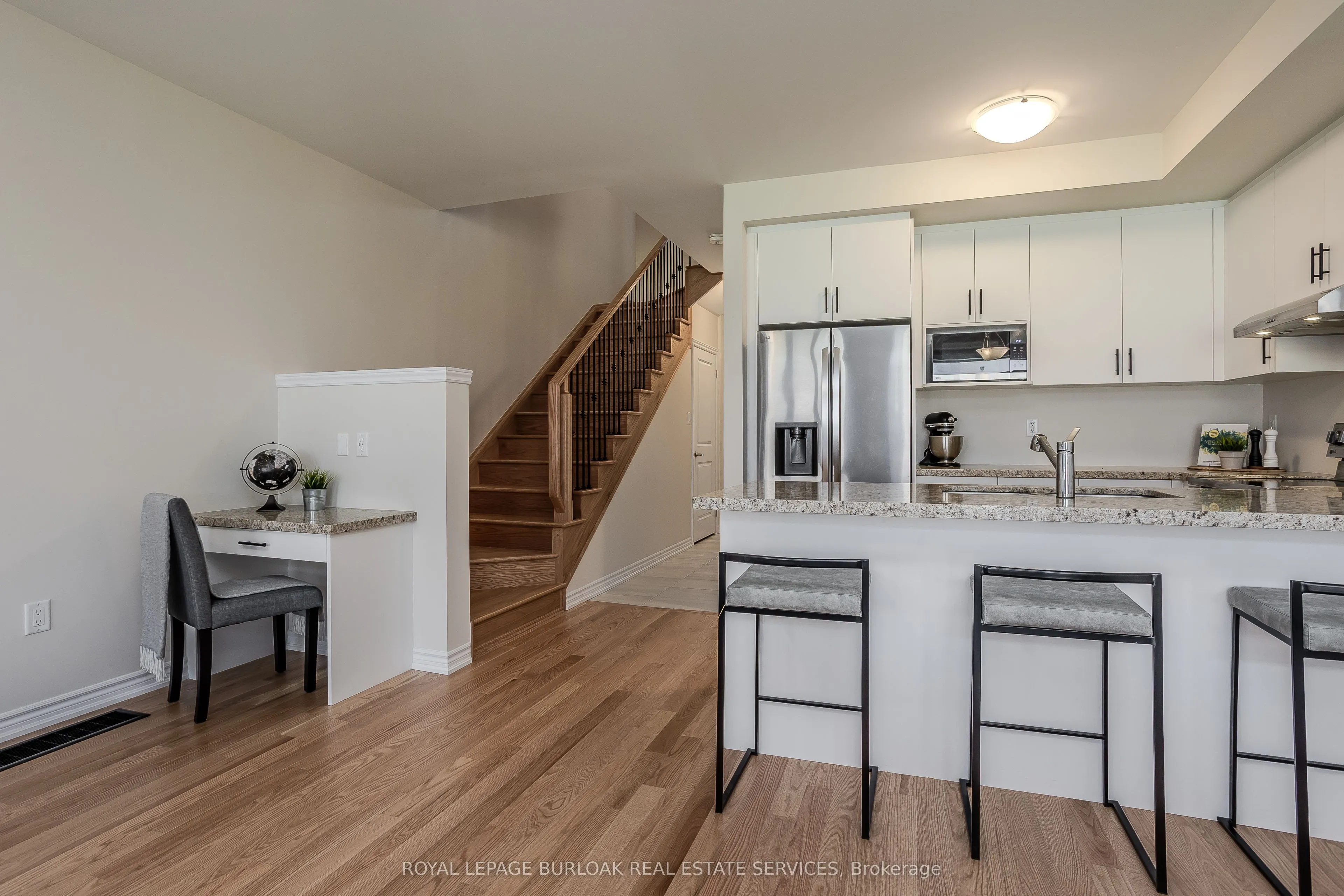 1407 Oakmont Common