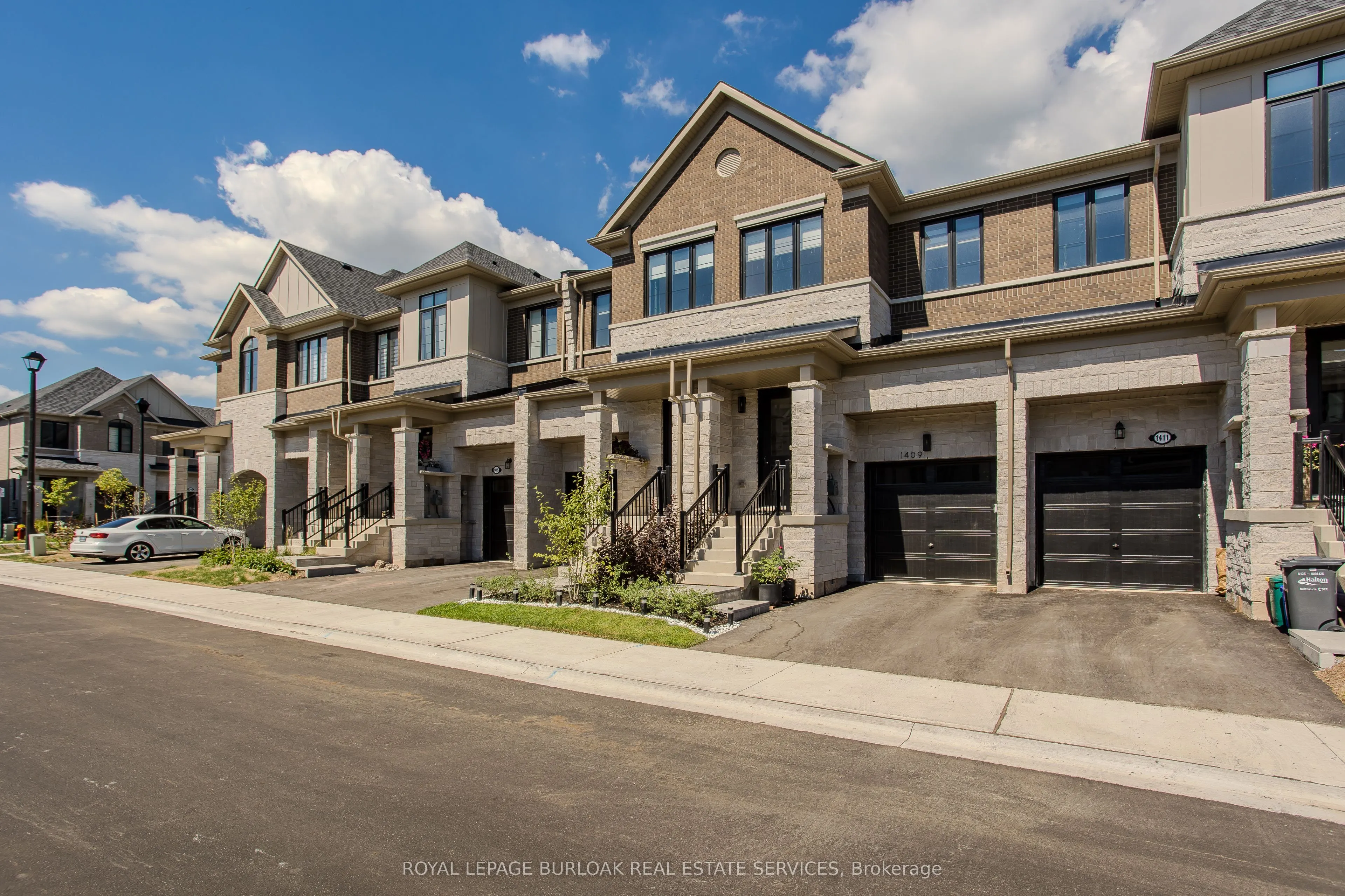 1407 Oakmont Common