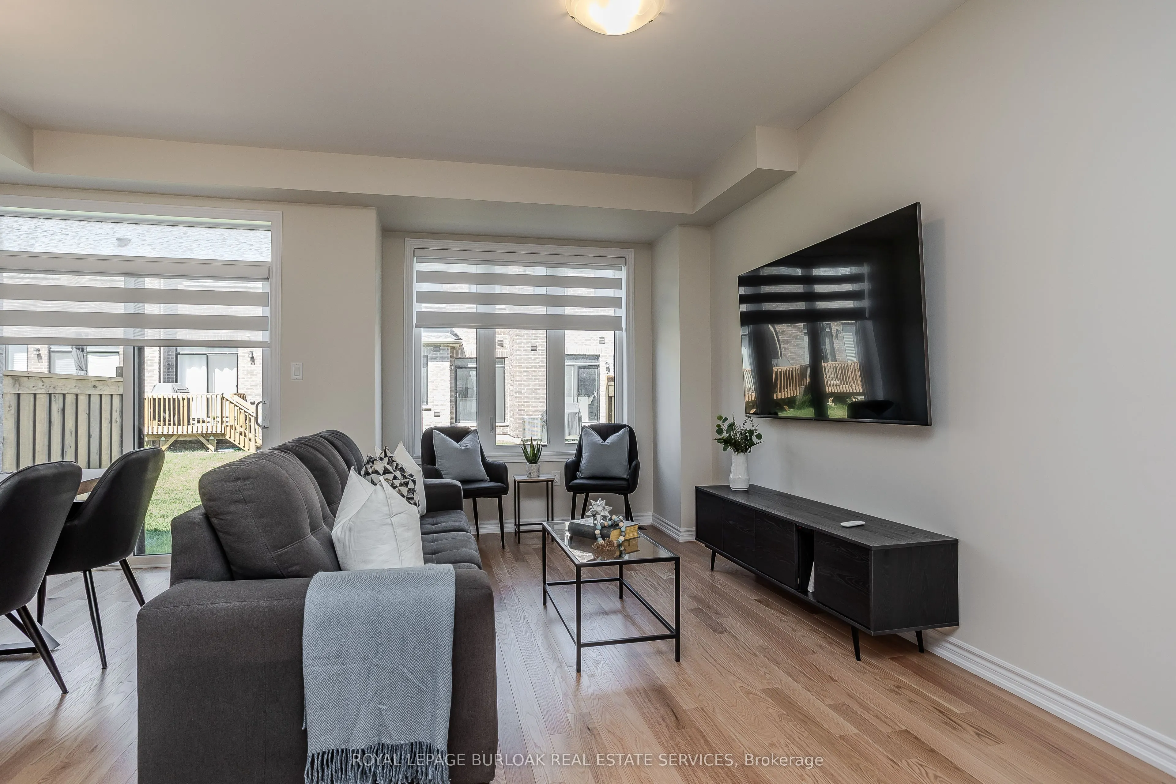 1407 Oakmont Common