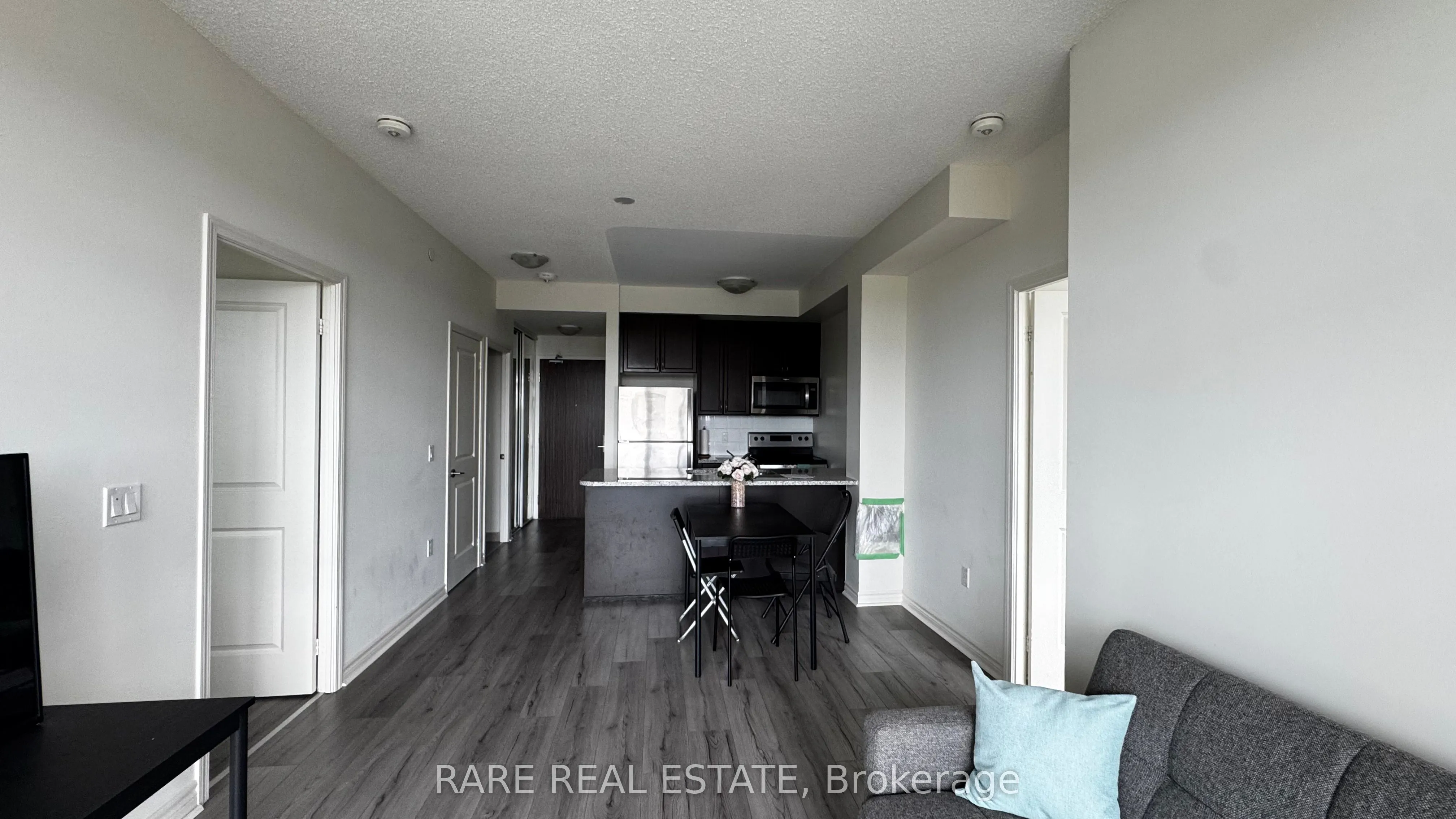 349 Rathburn Road W, #817