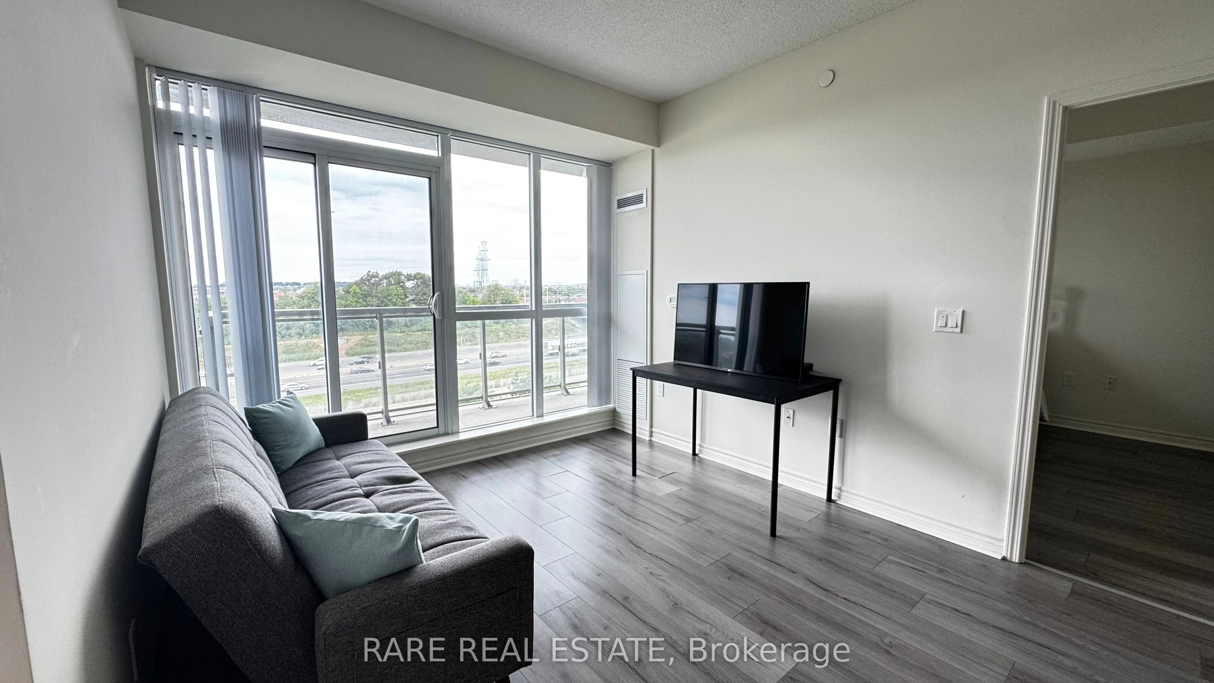349 Rathburn Road W, #817