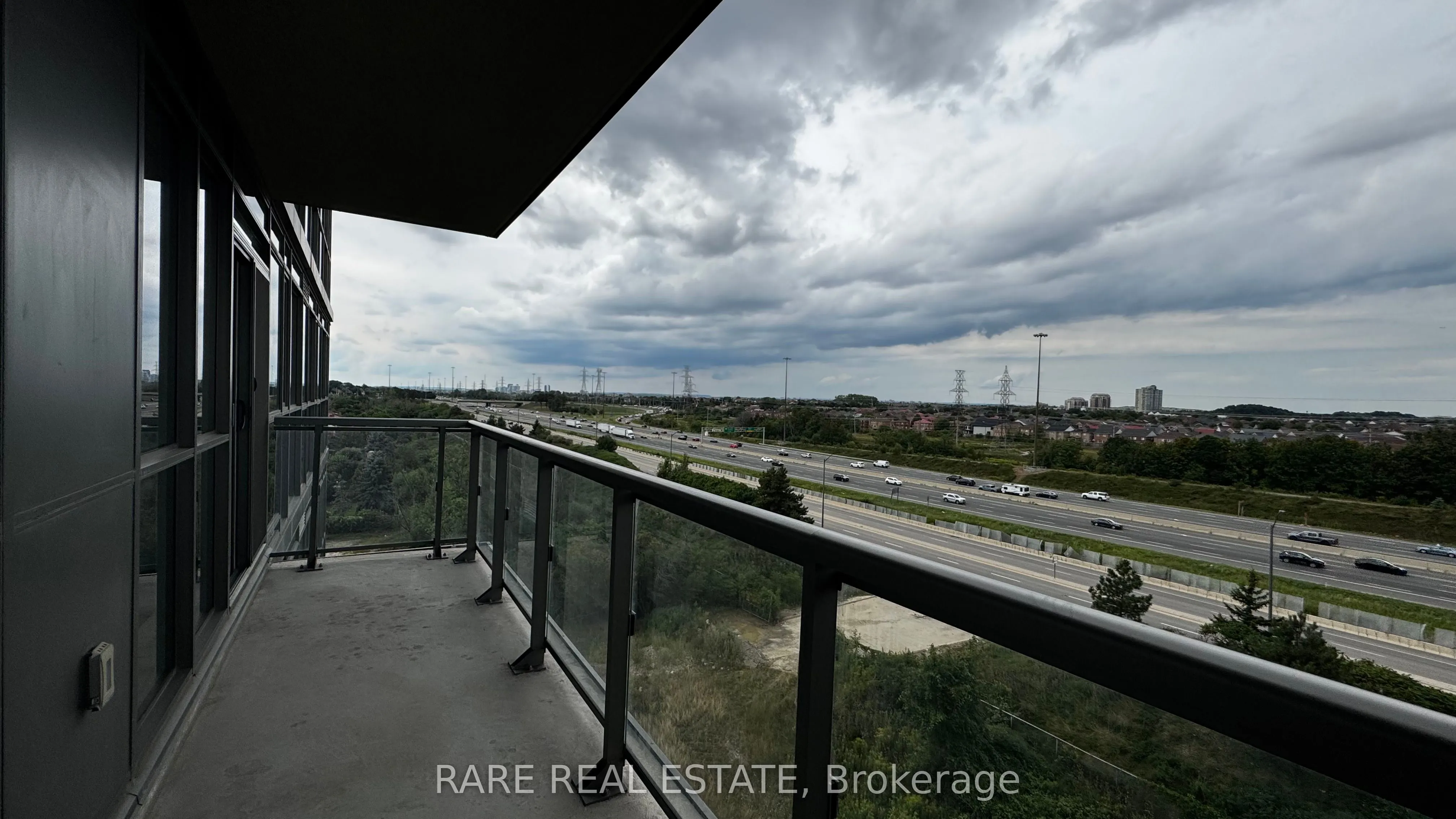349 Rathburn Road W, #817