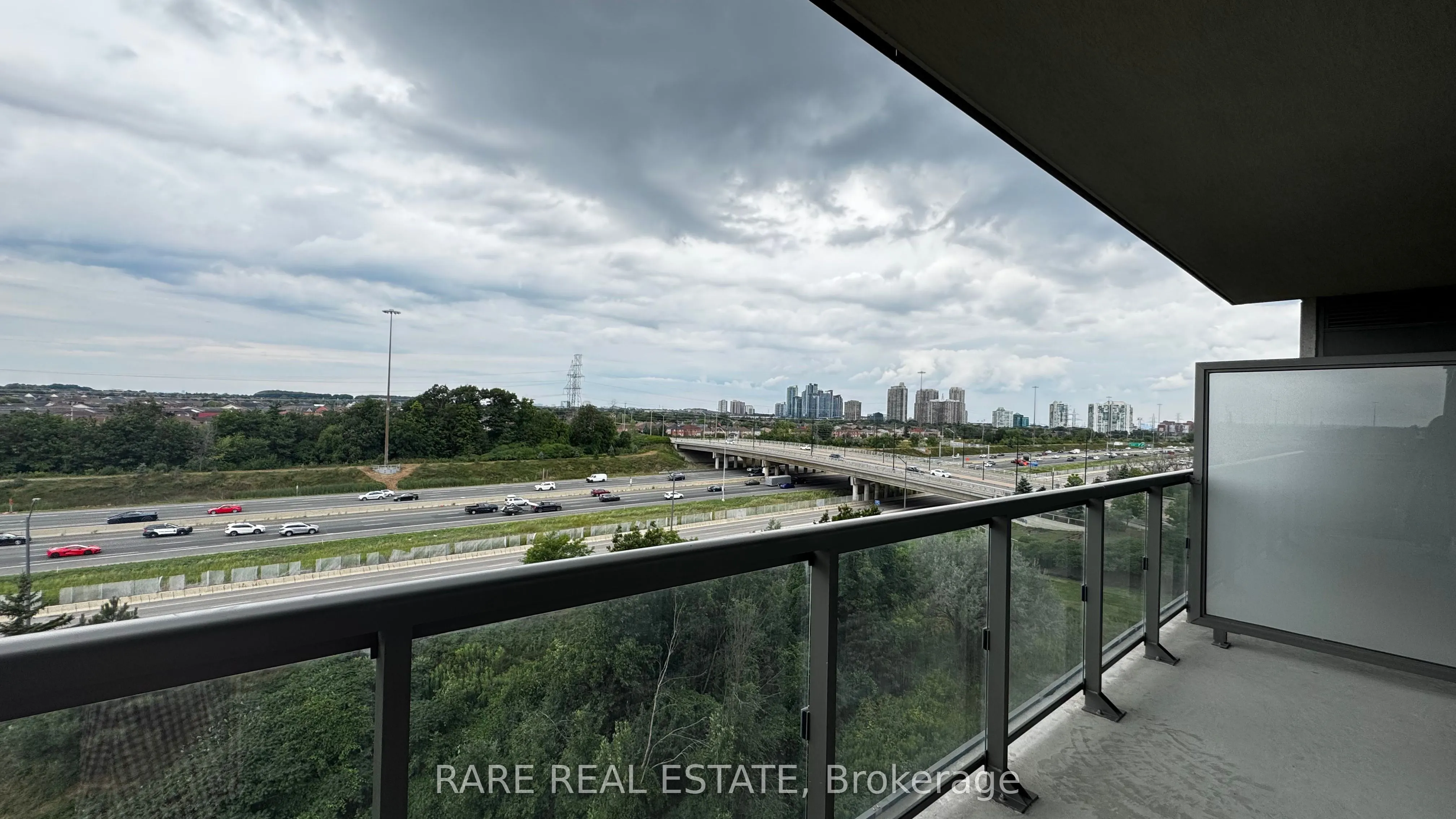 349 Rathburn Road W, #817