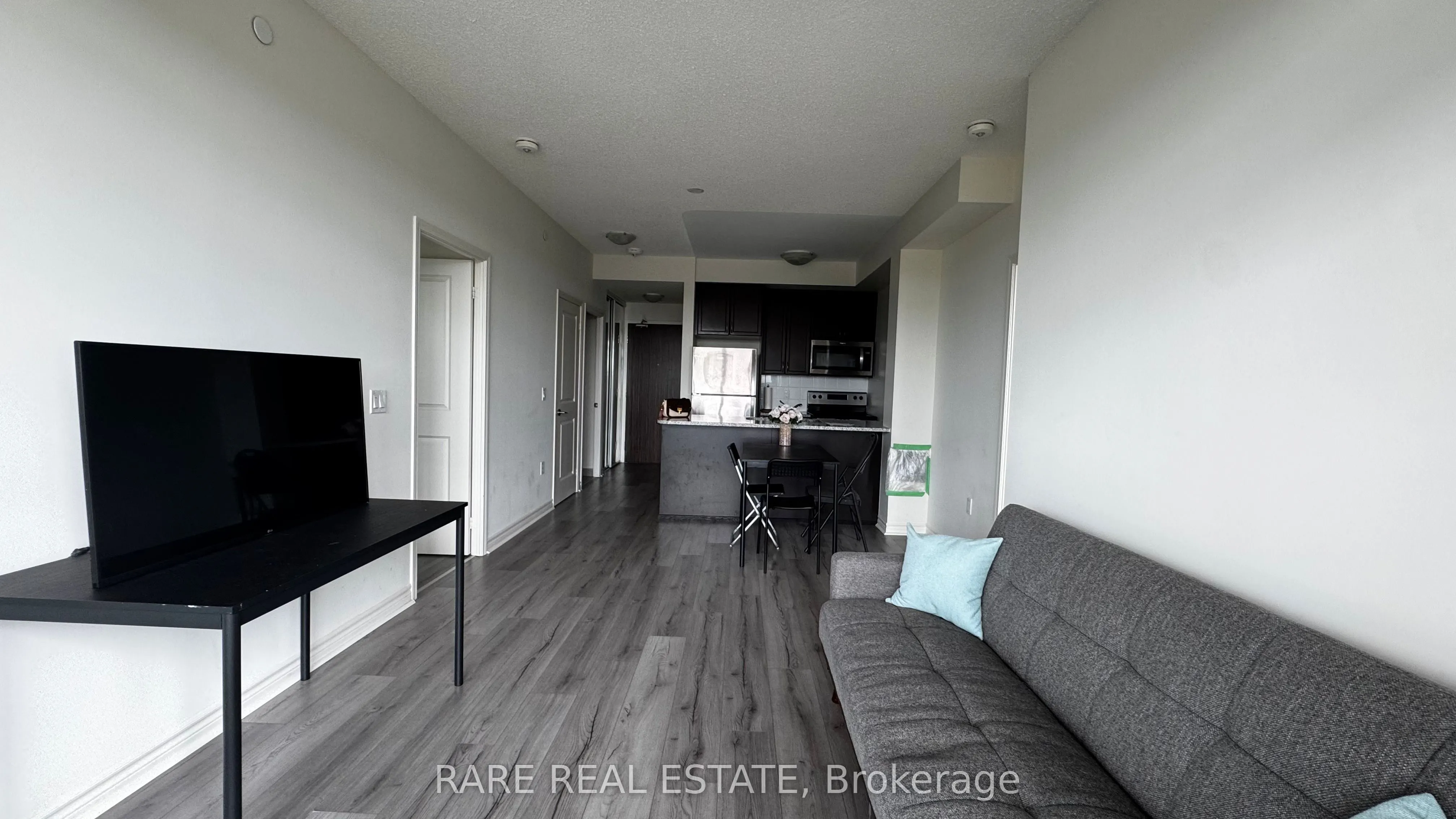 349 Rathburn Road W, #817
