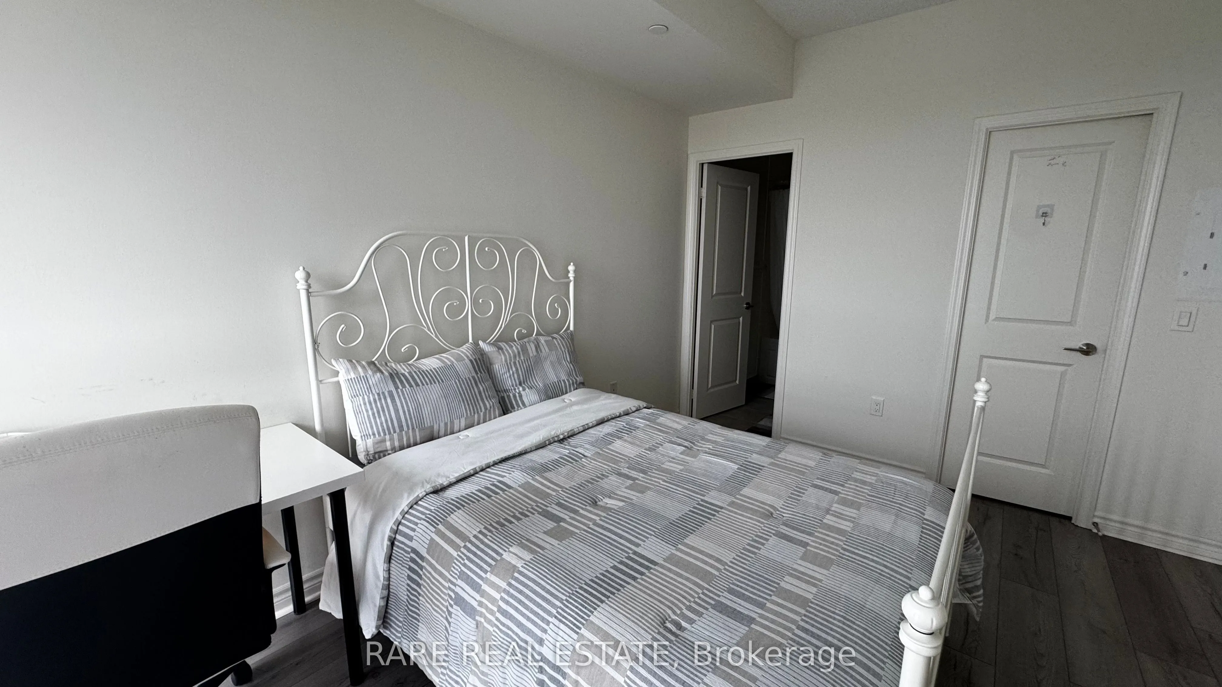 349 Rathburn Road W, #817