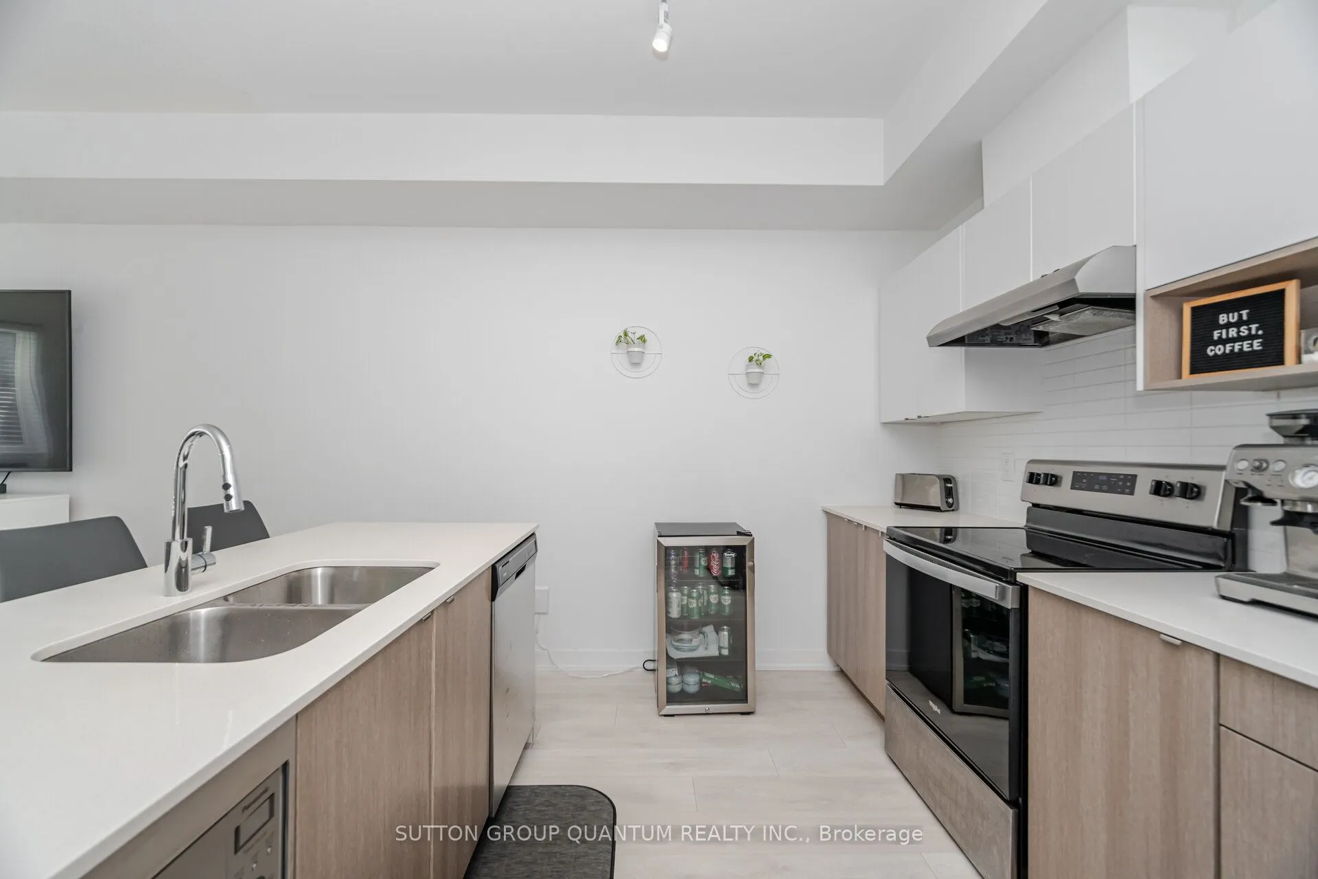 1121 Cooke Boulevard, #19