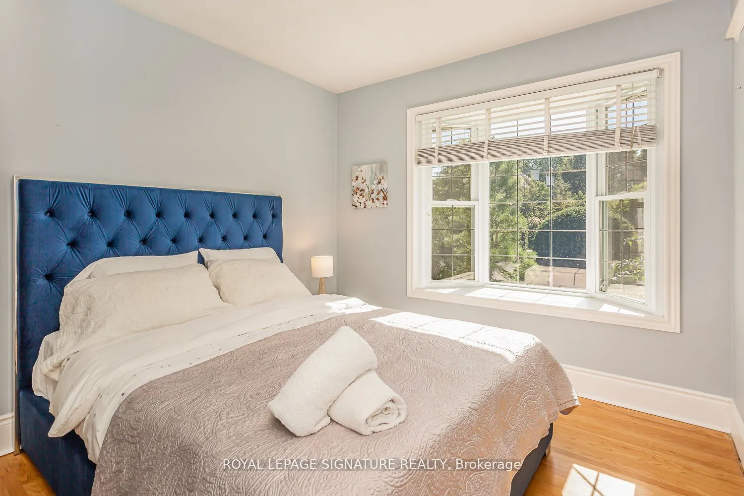 383 Maplehurst Avenue