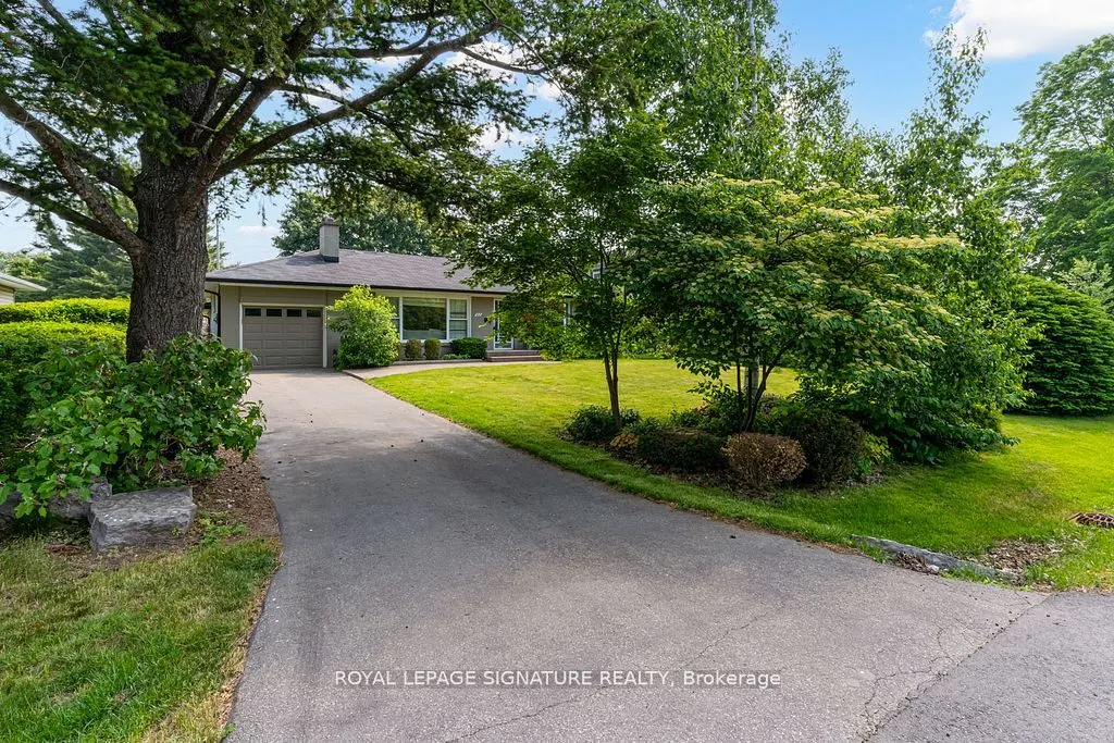 383 Maplehurst Avenue