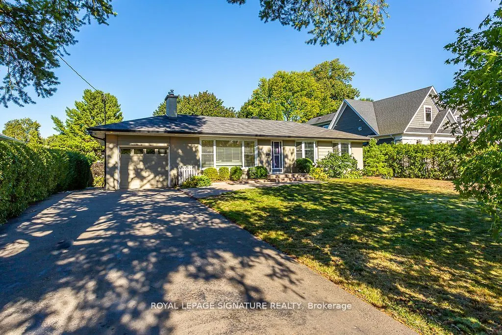 383 Maplehurst Avenue